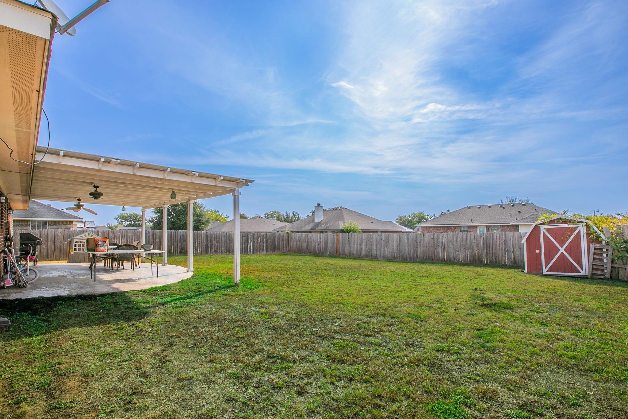 main property photo 25