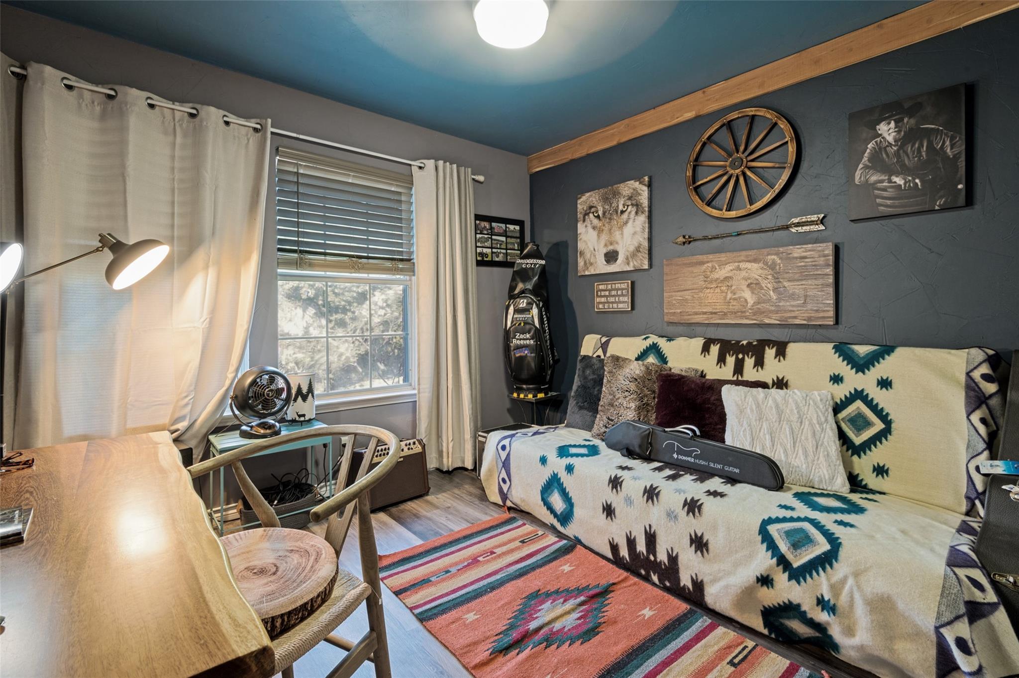 main property photo 14