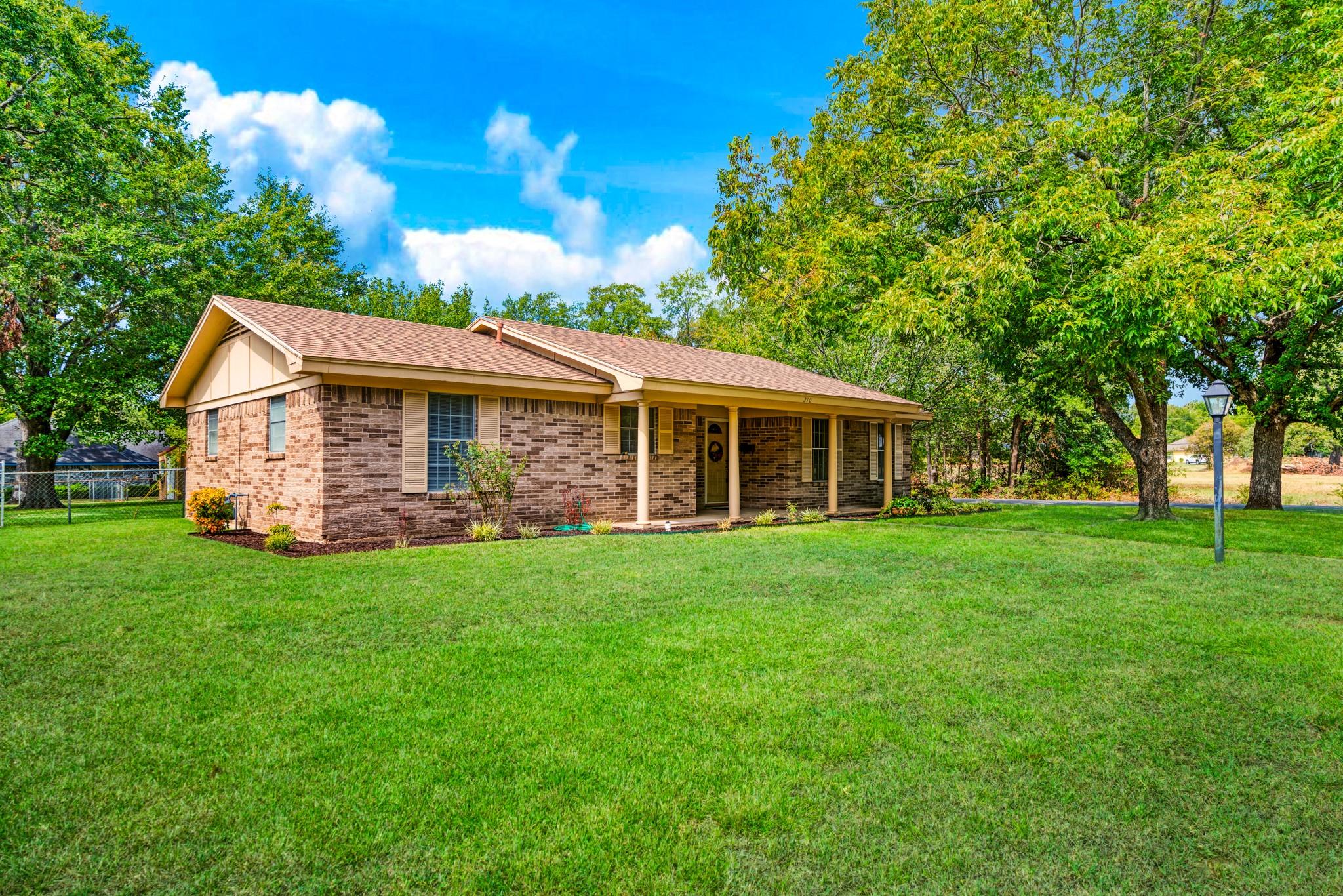 main property photo 2