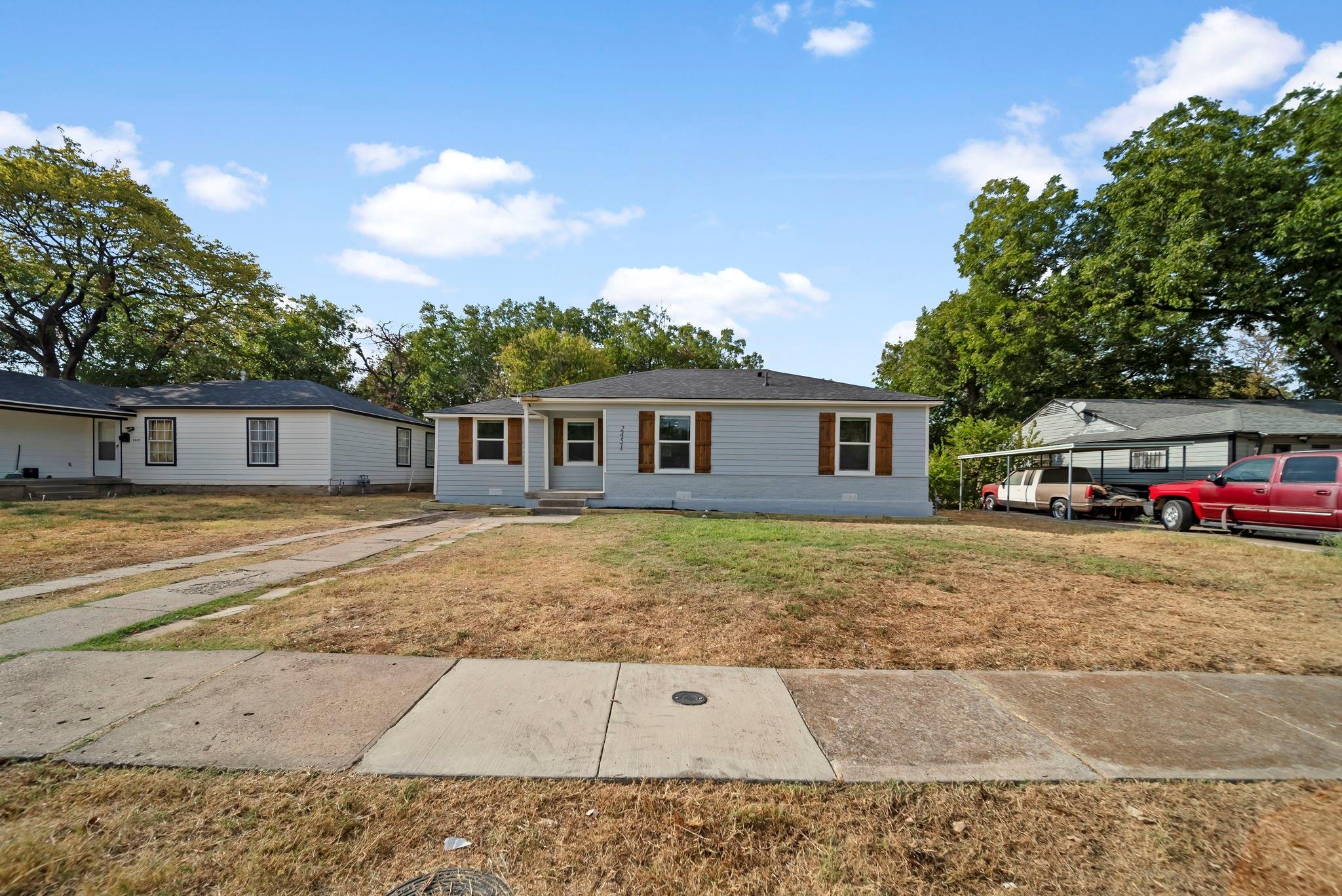 main property photo 25