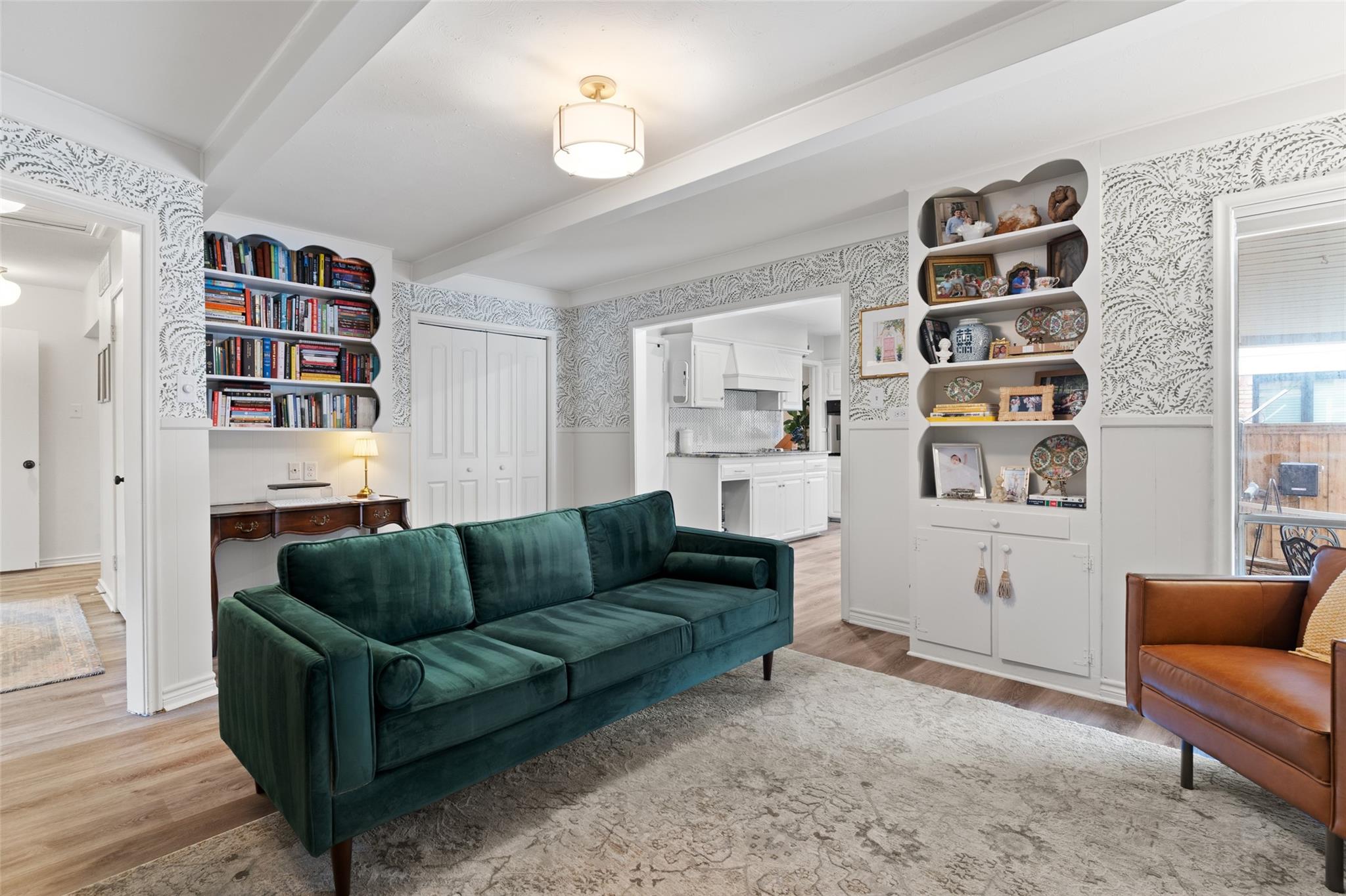 main property photo 18