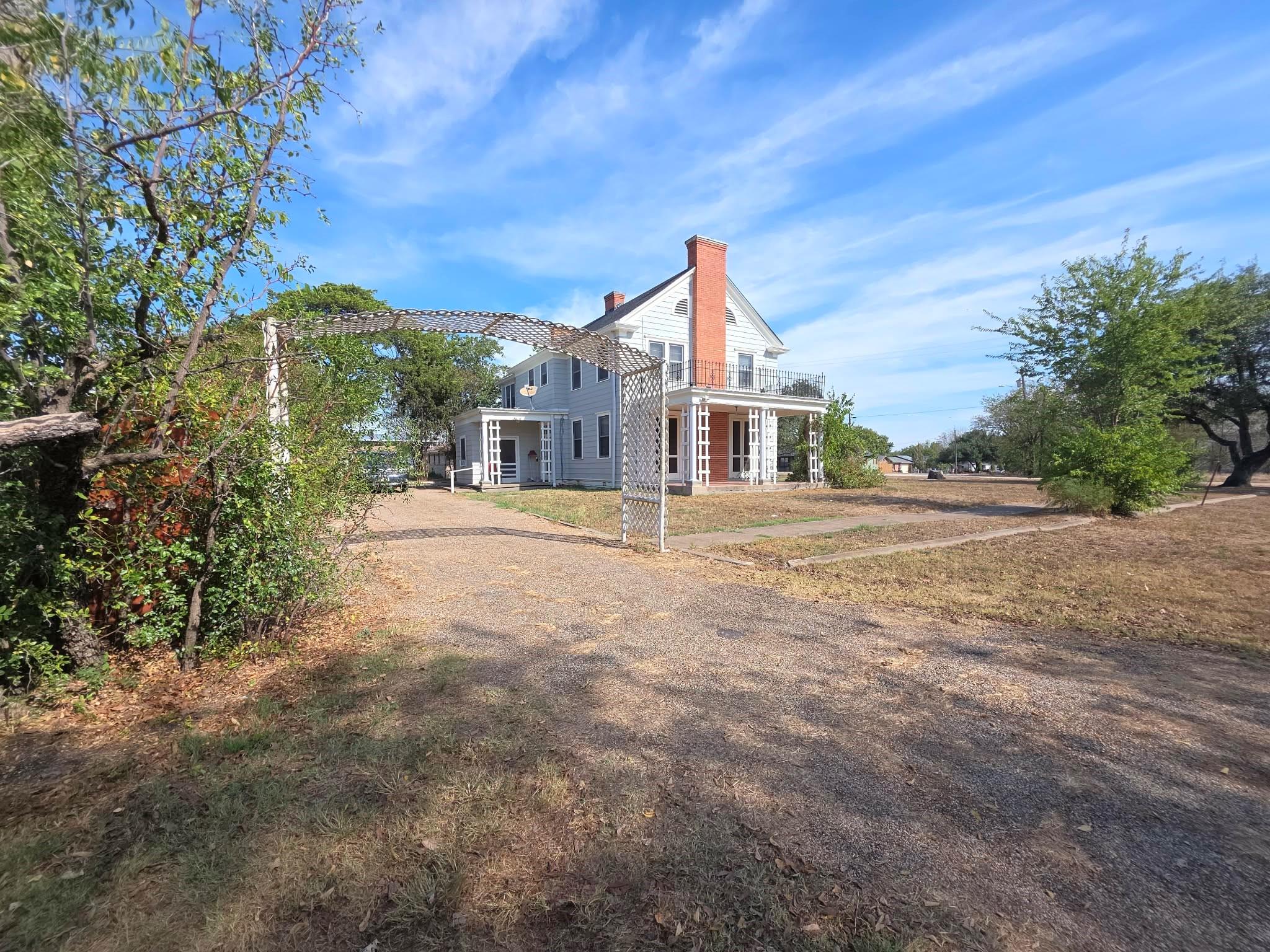 main property photo 35