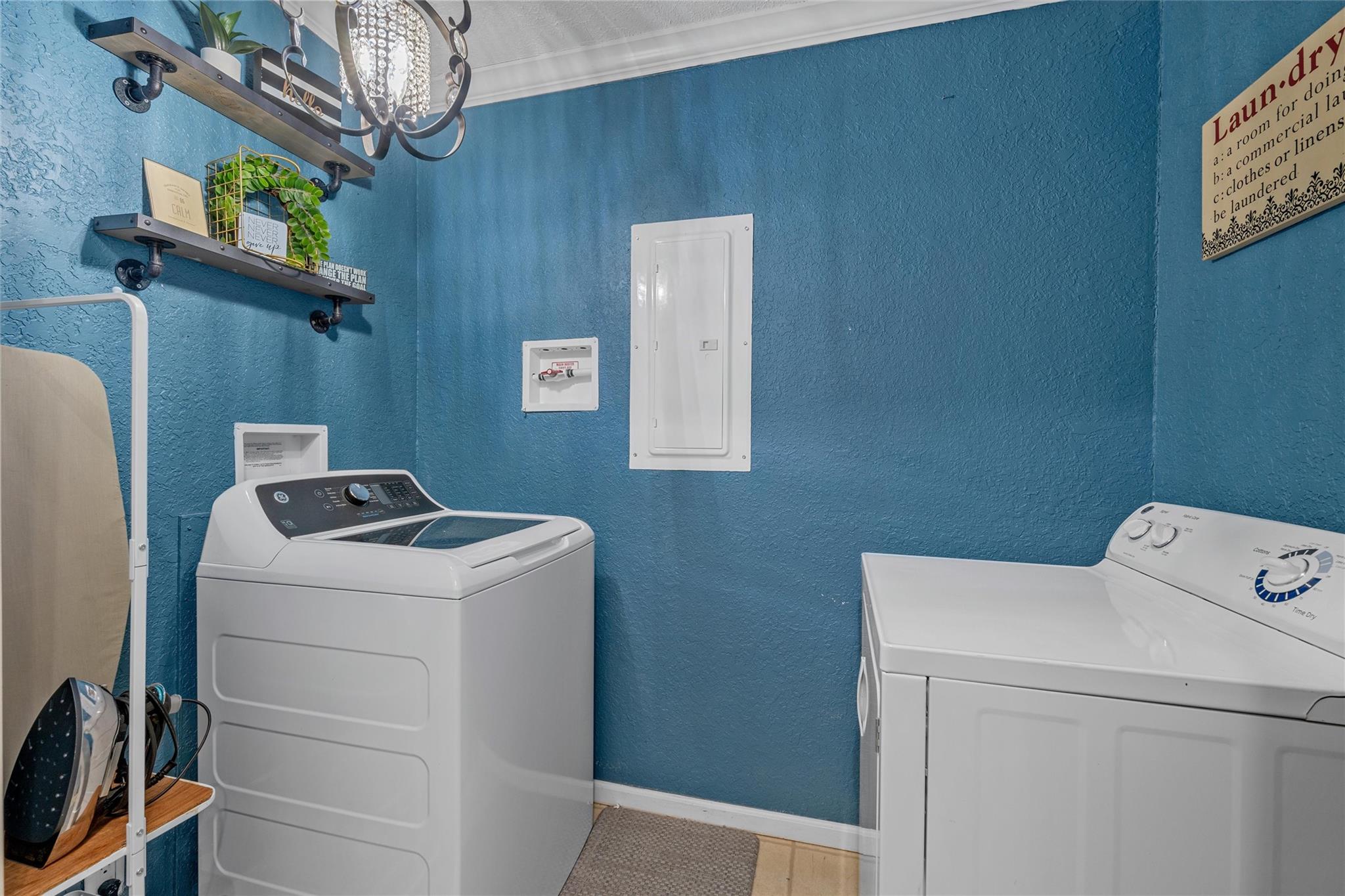 main property photo 17