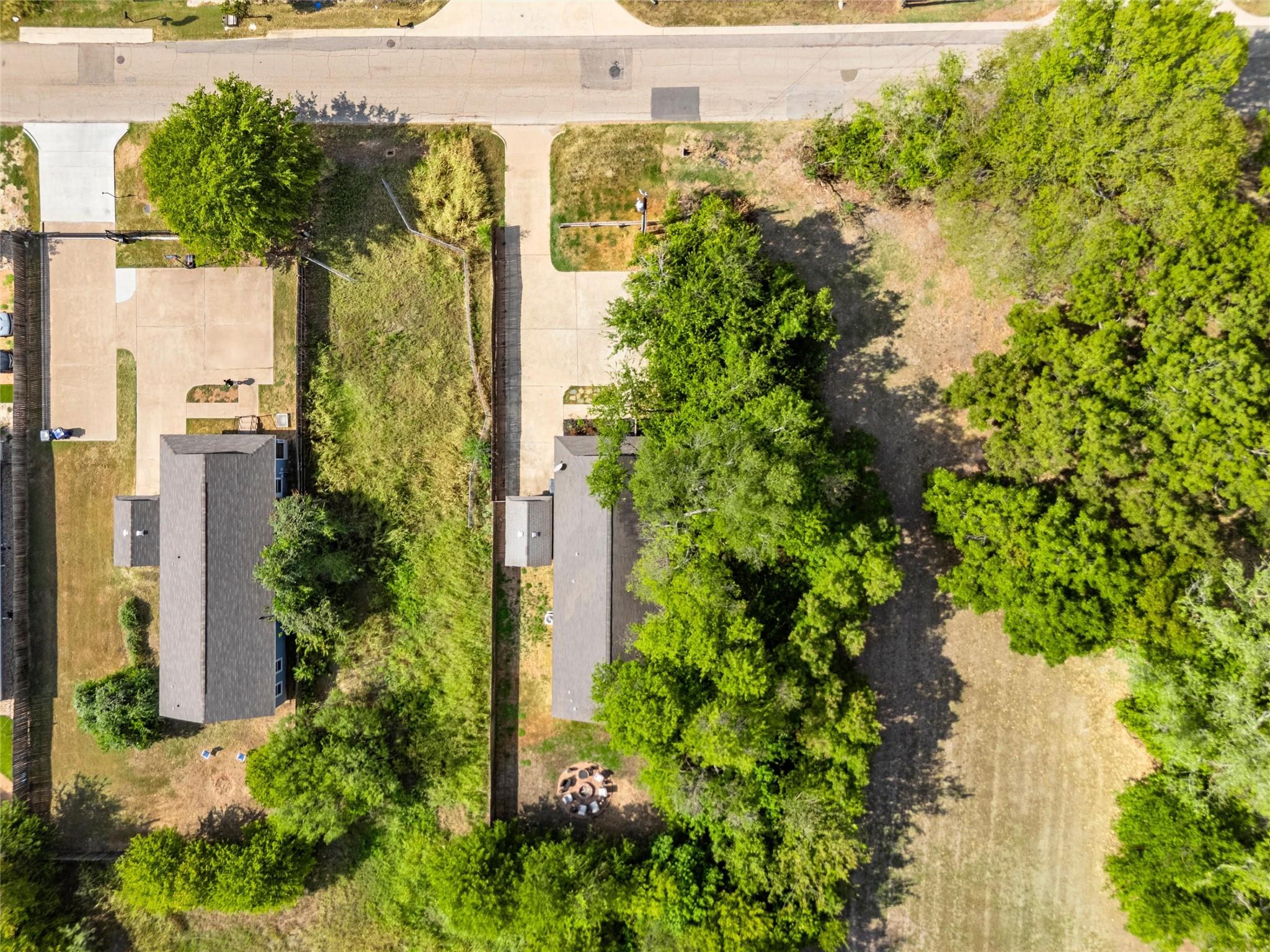 main property photo 37