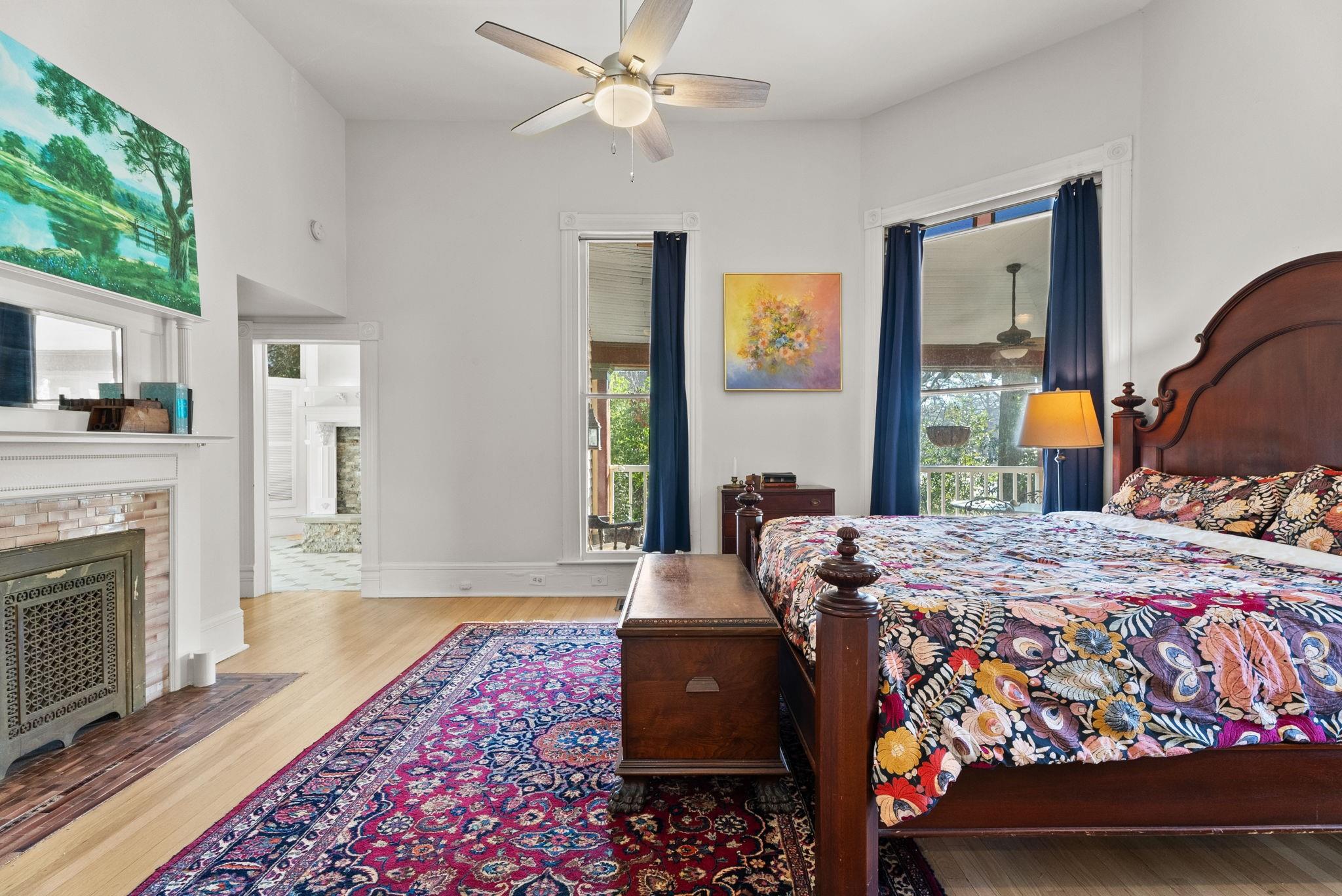 main property photo 18