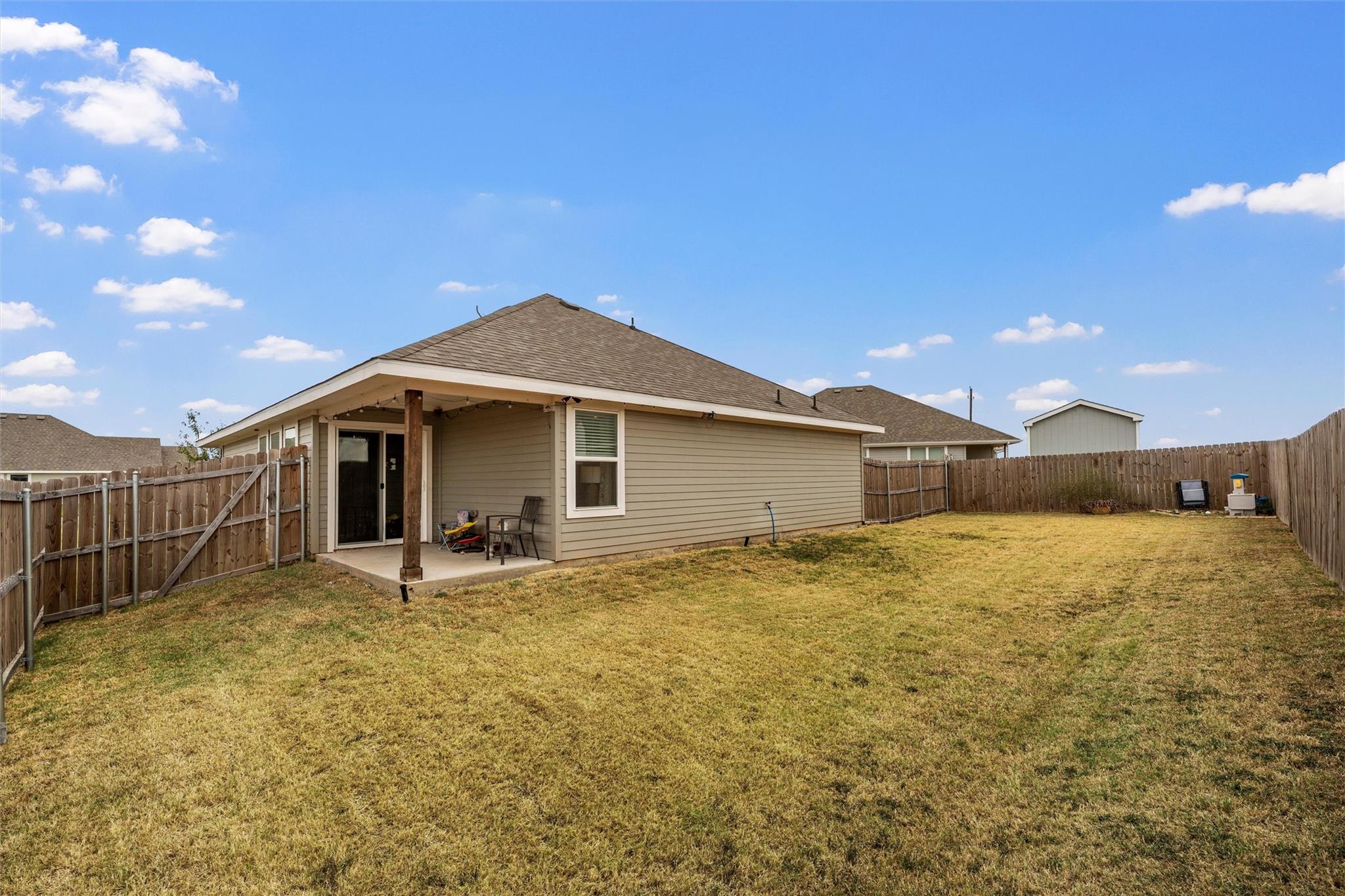 main property photo 22