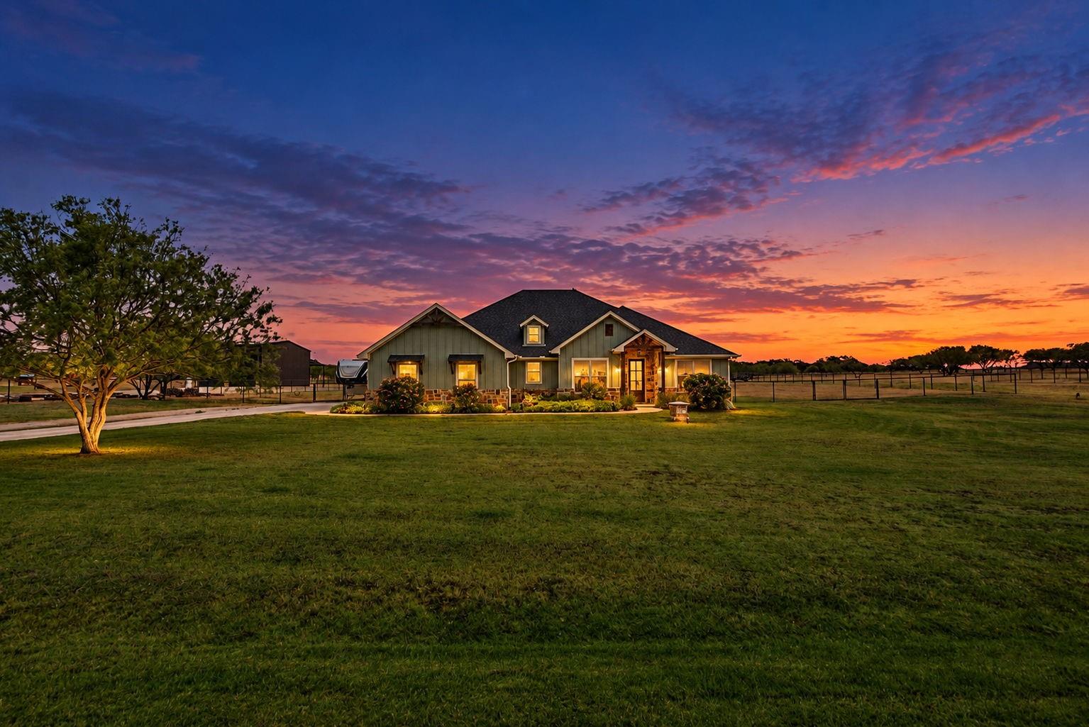 main property photo 26
