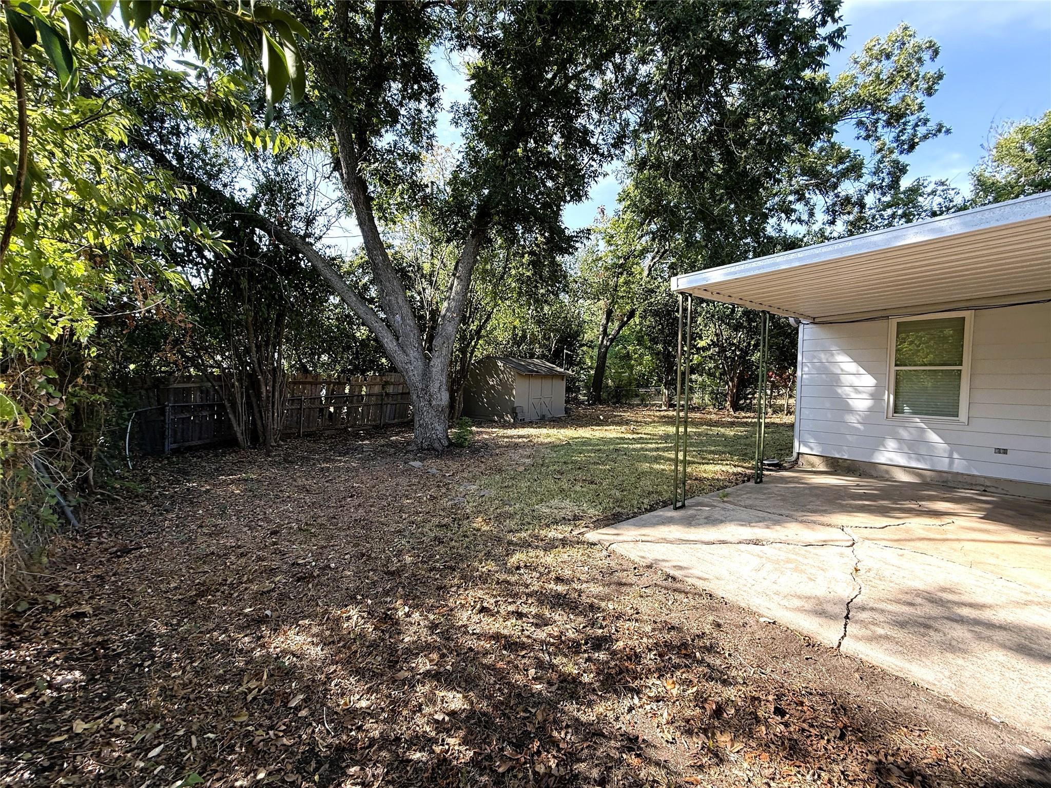 main property photo 22