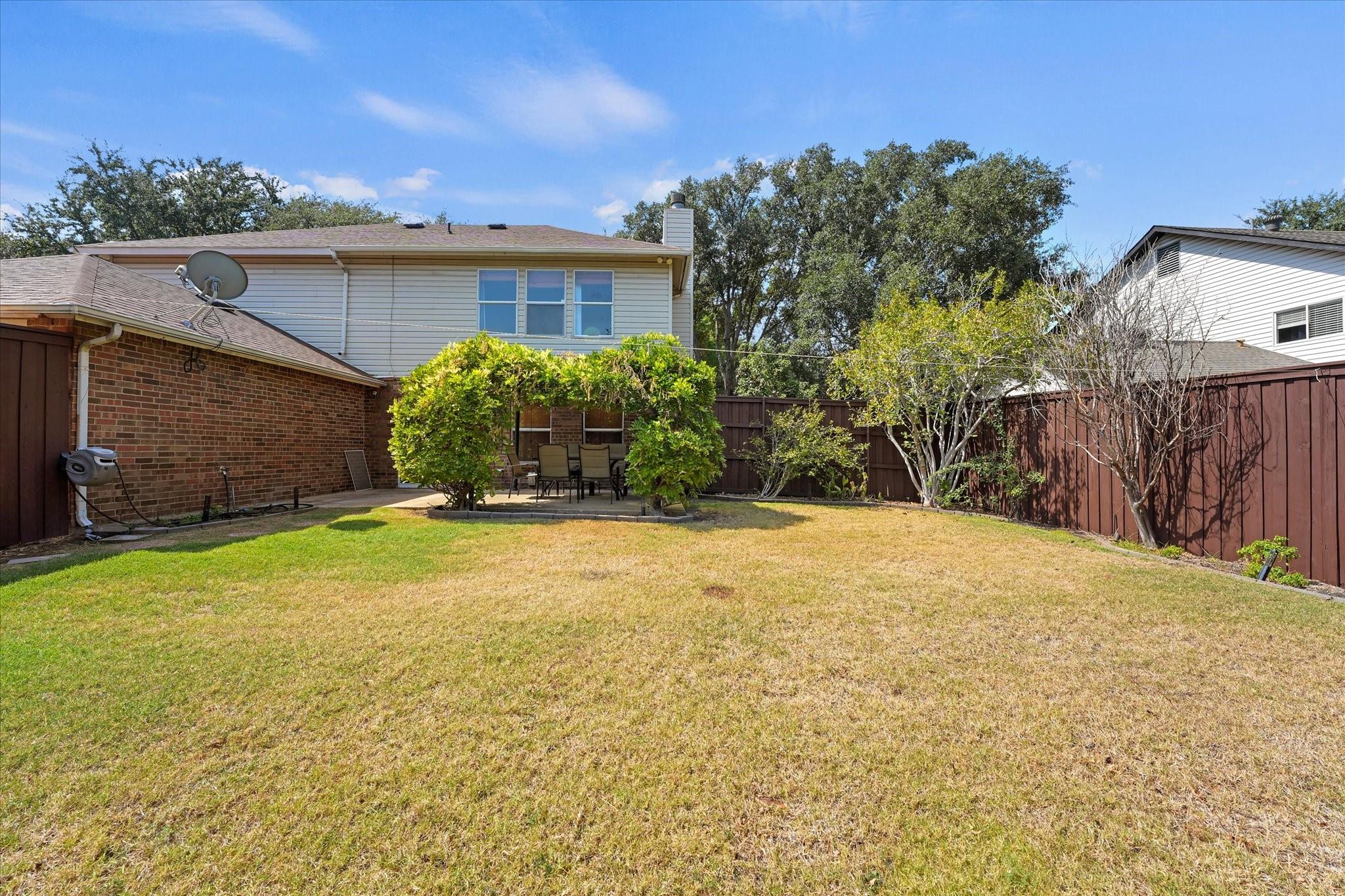 main property photo 27