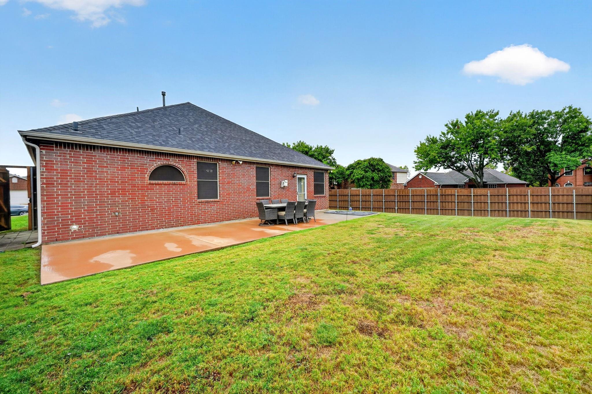 main property photo 29