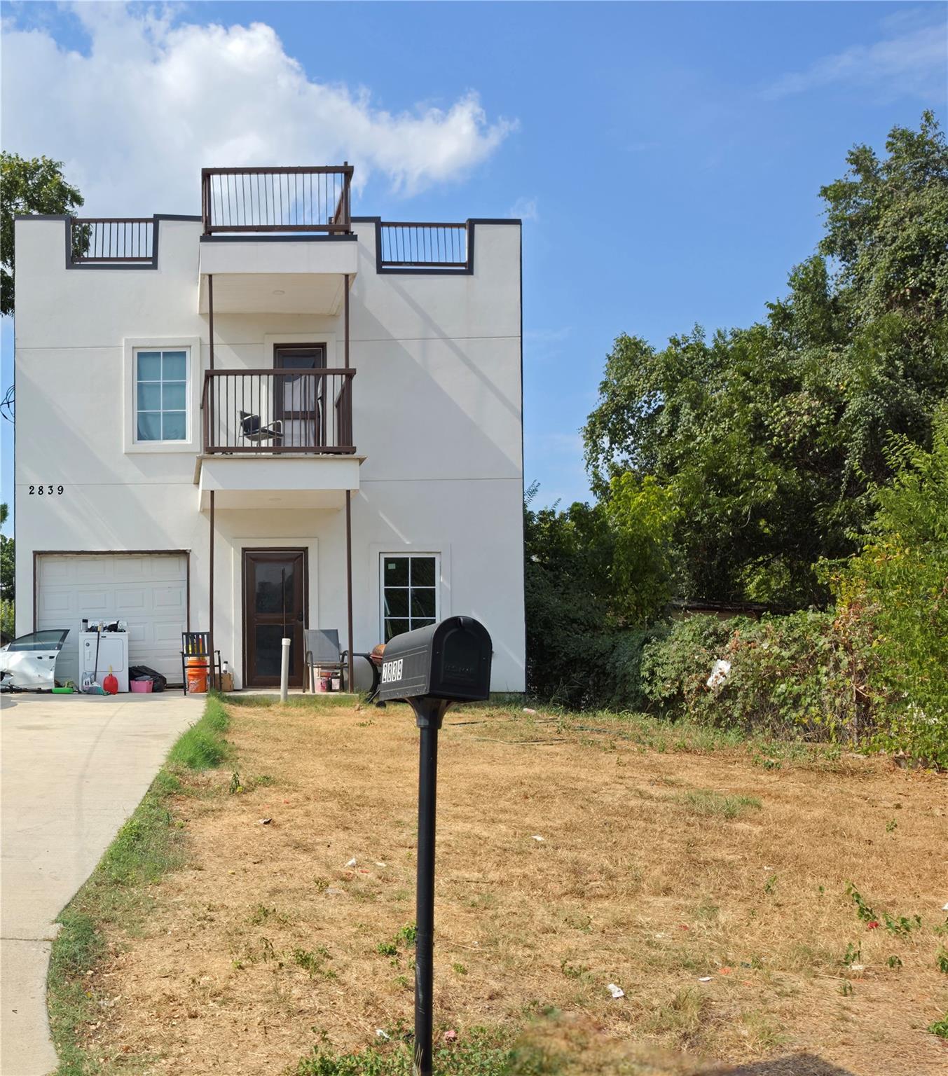main property photo 4