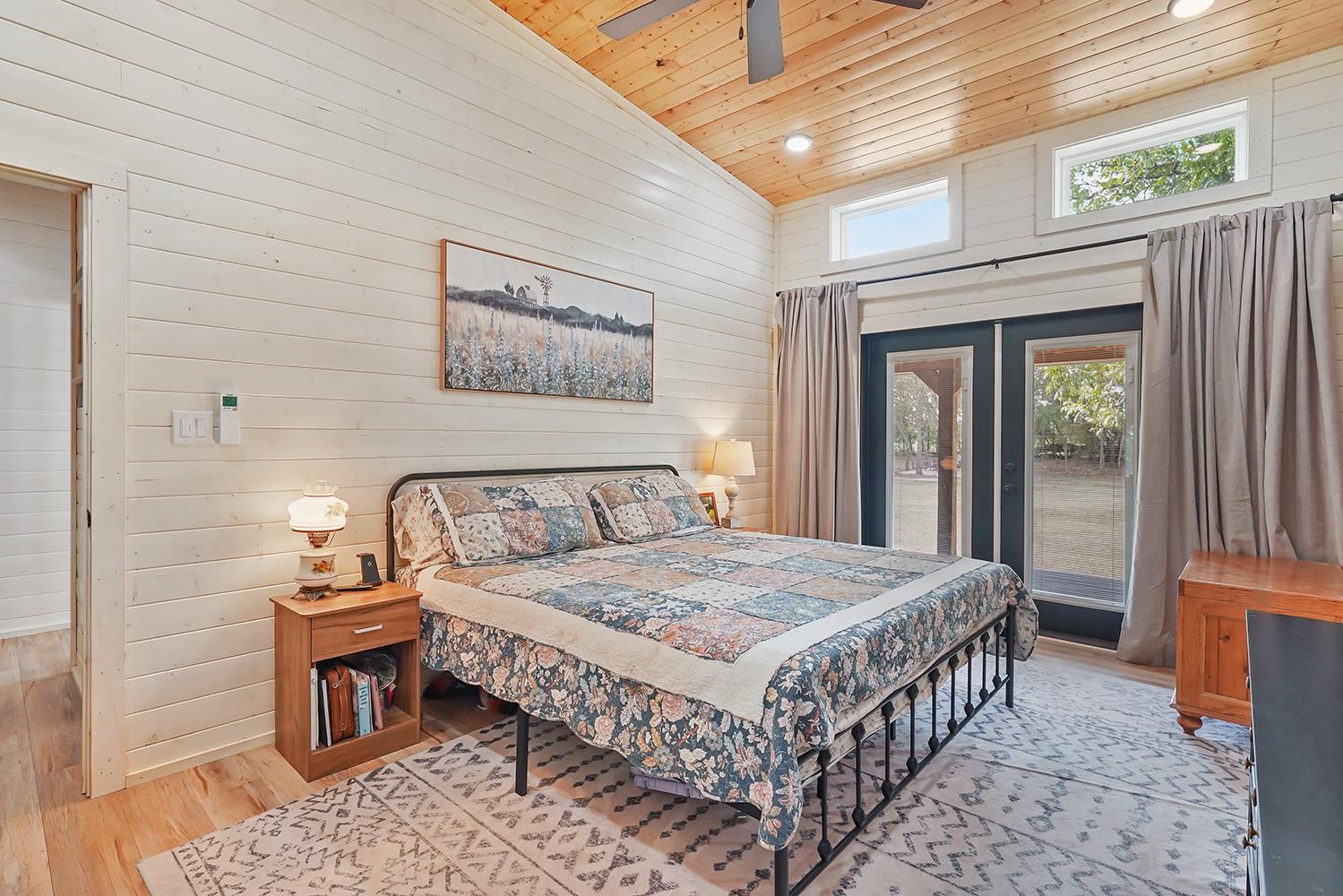 main property photo 19