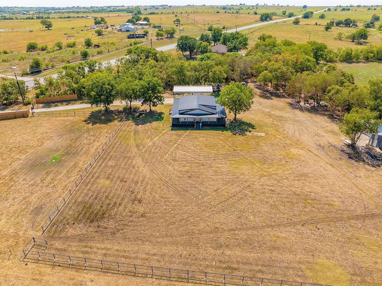 main property photo 34
