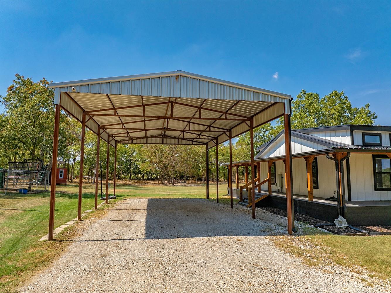 main property photo 36