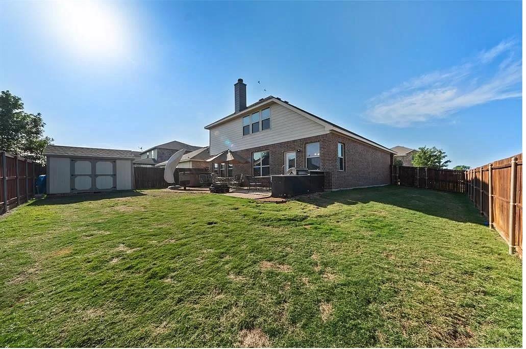 main property photo 6