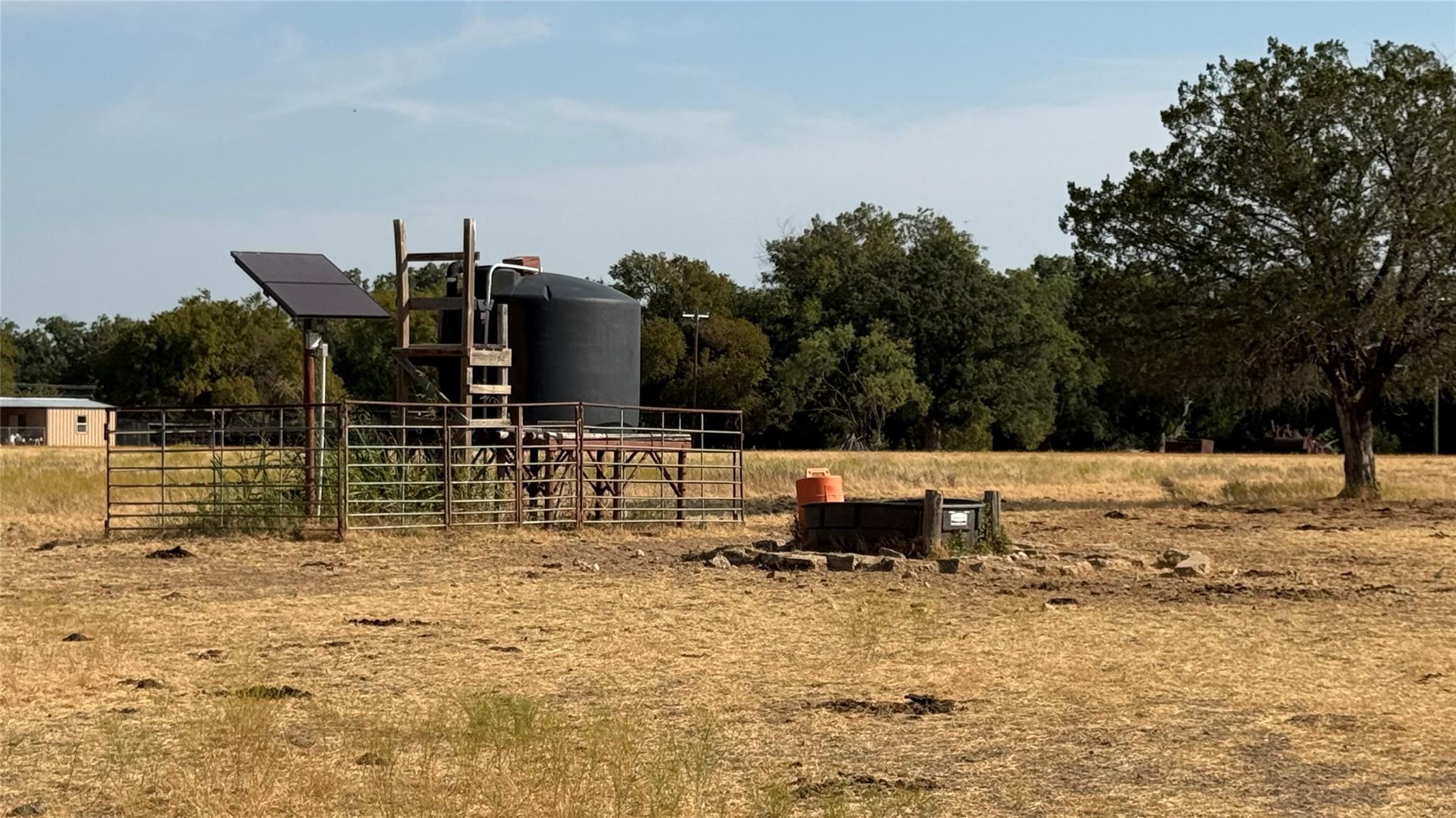 main property photo 24