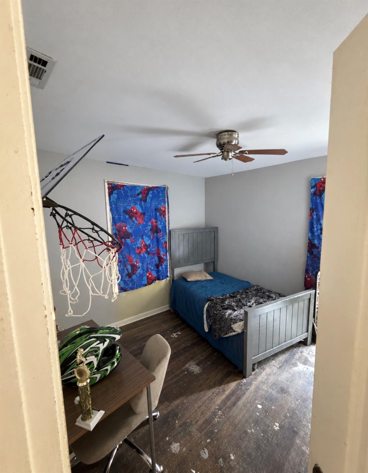 main property photo 14