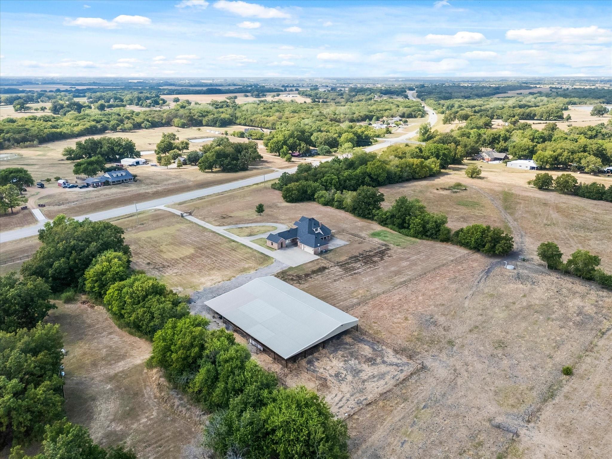 main property photo 39