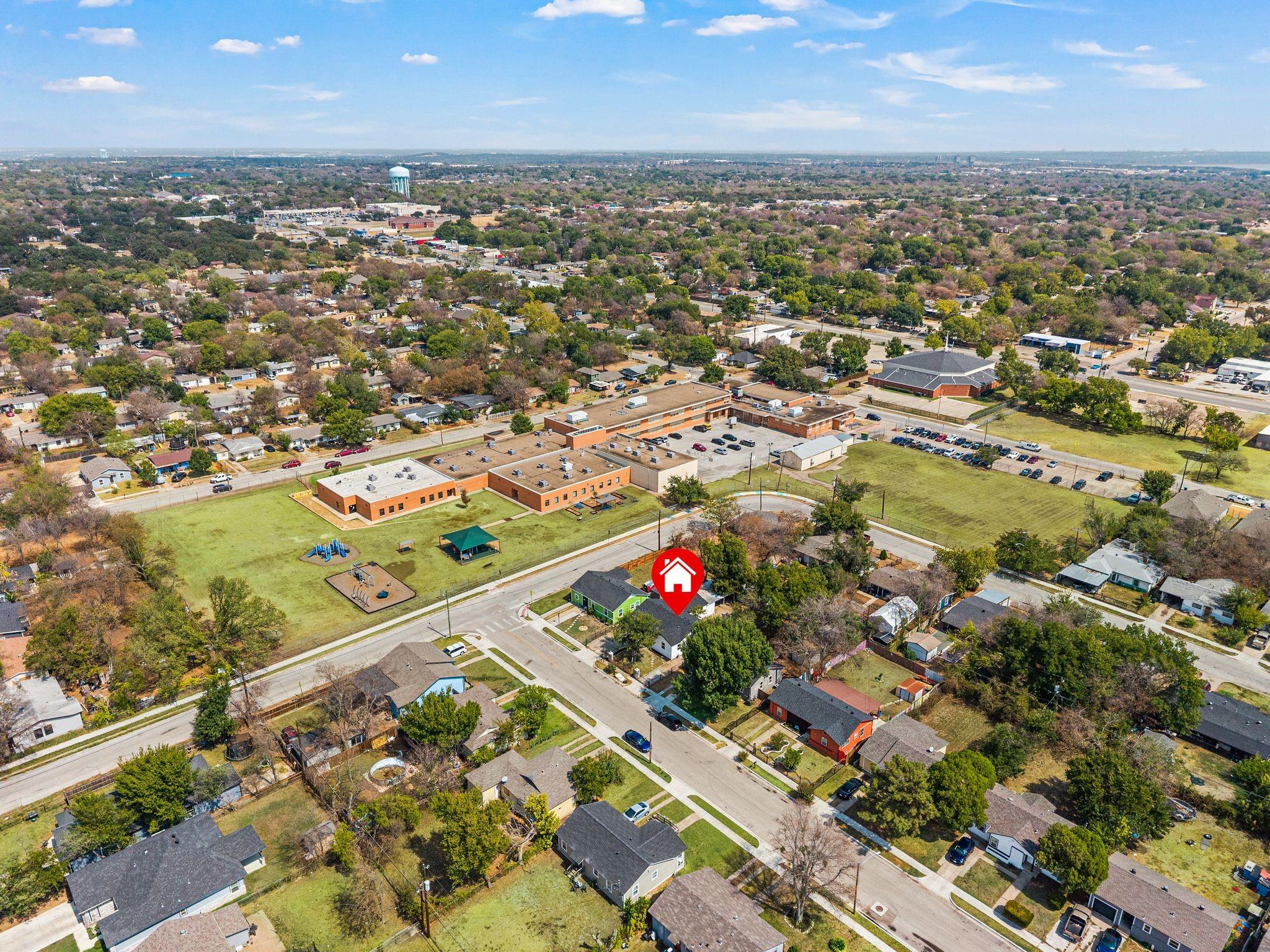 main property photo 33