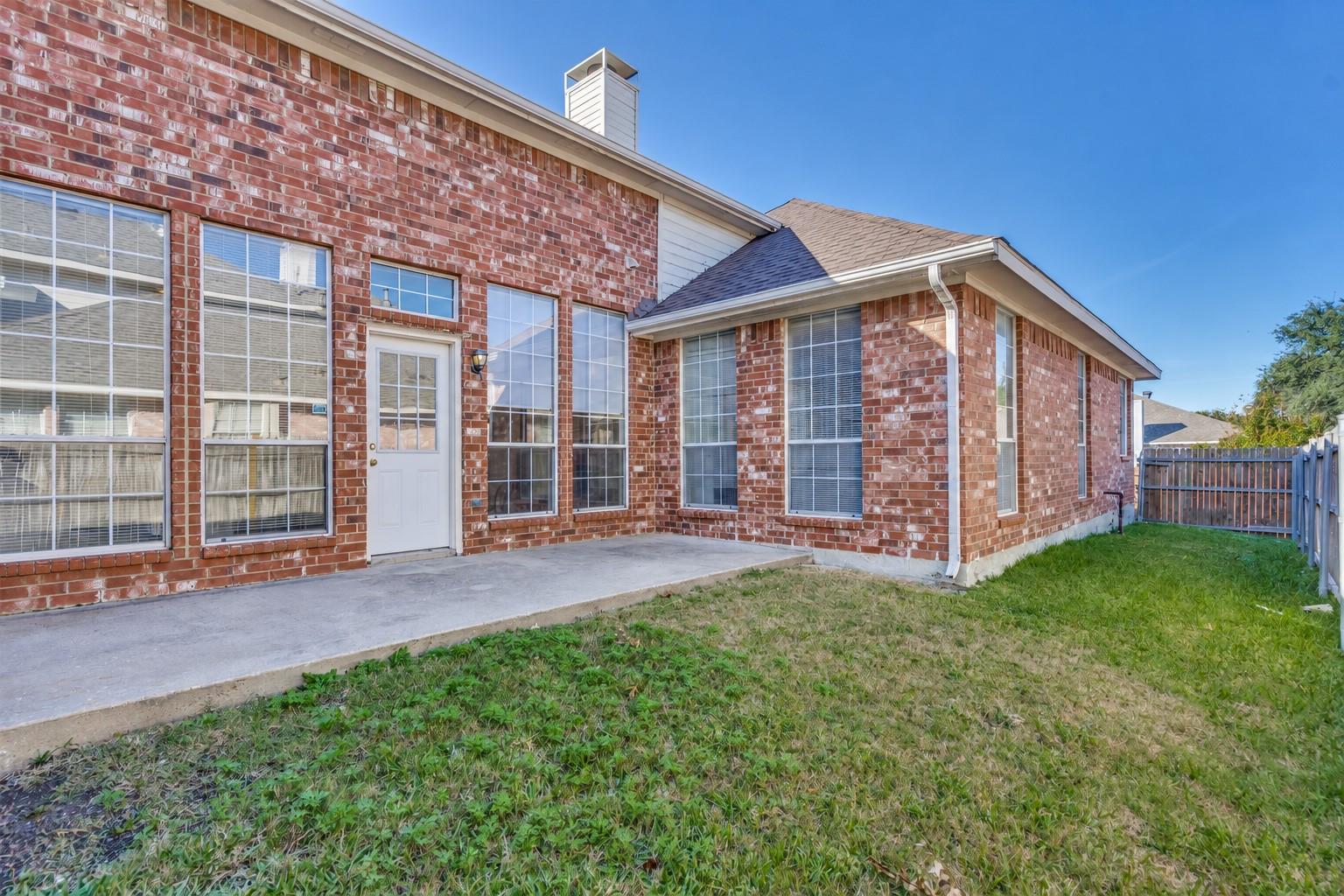 main property photo 25
