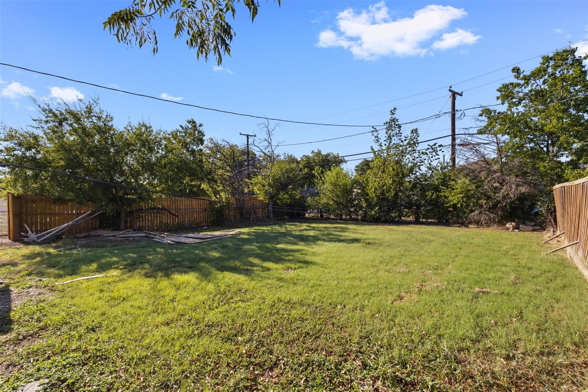 main property photo 13