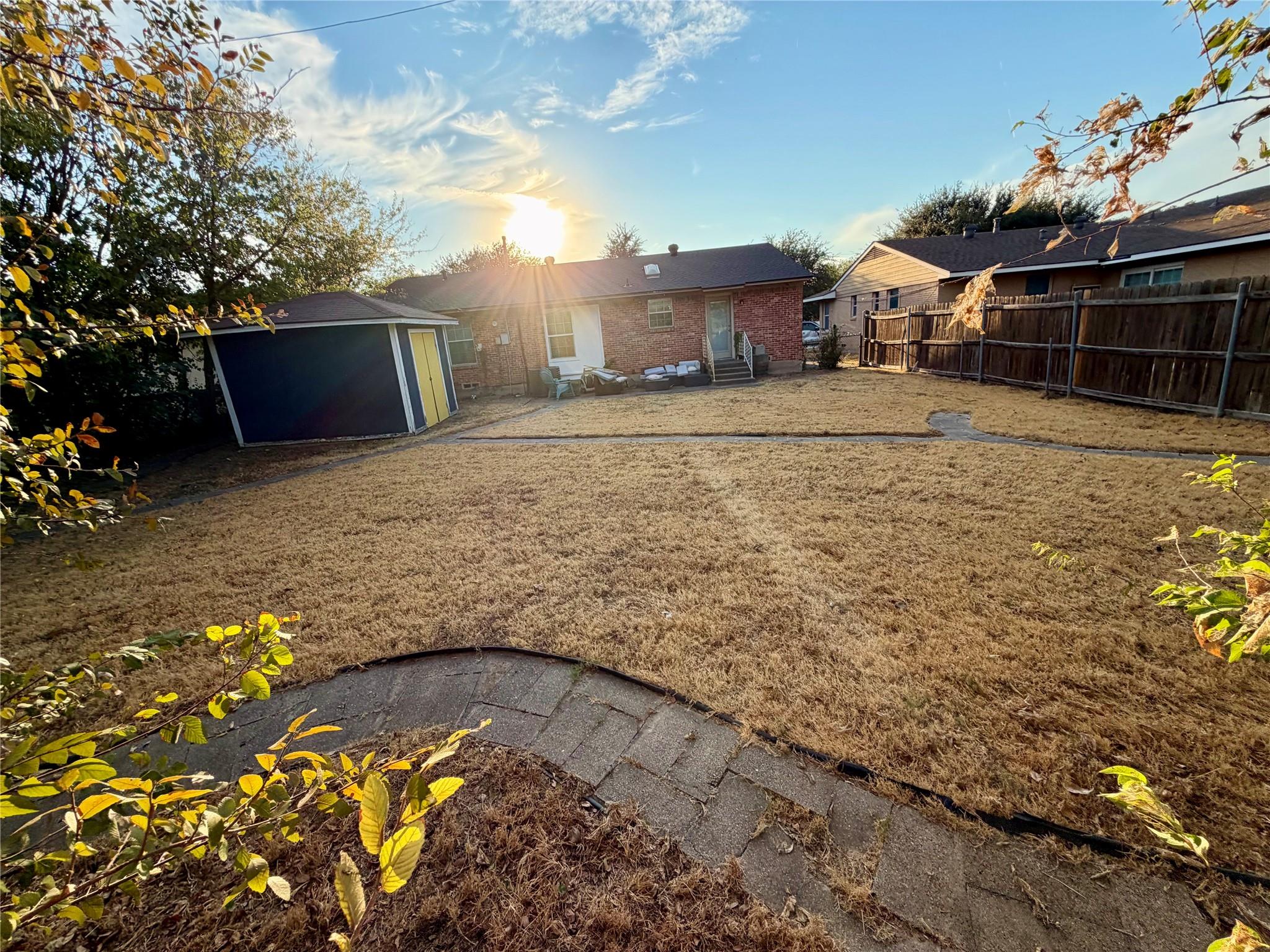 main property photo 15
