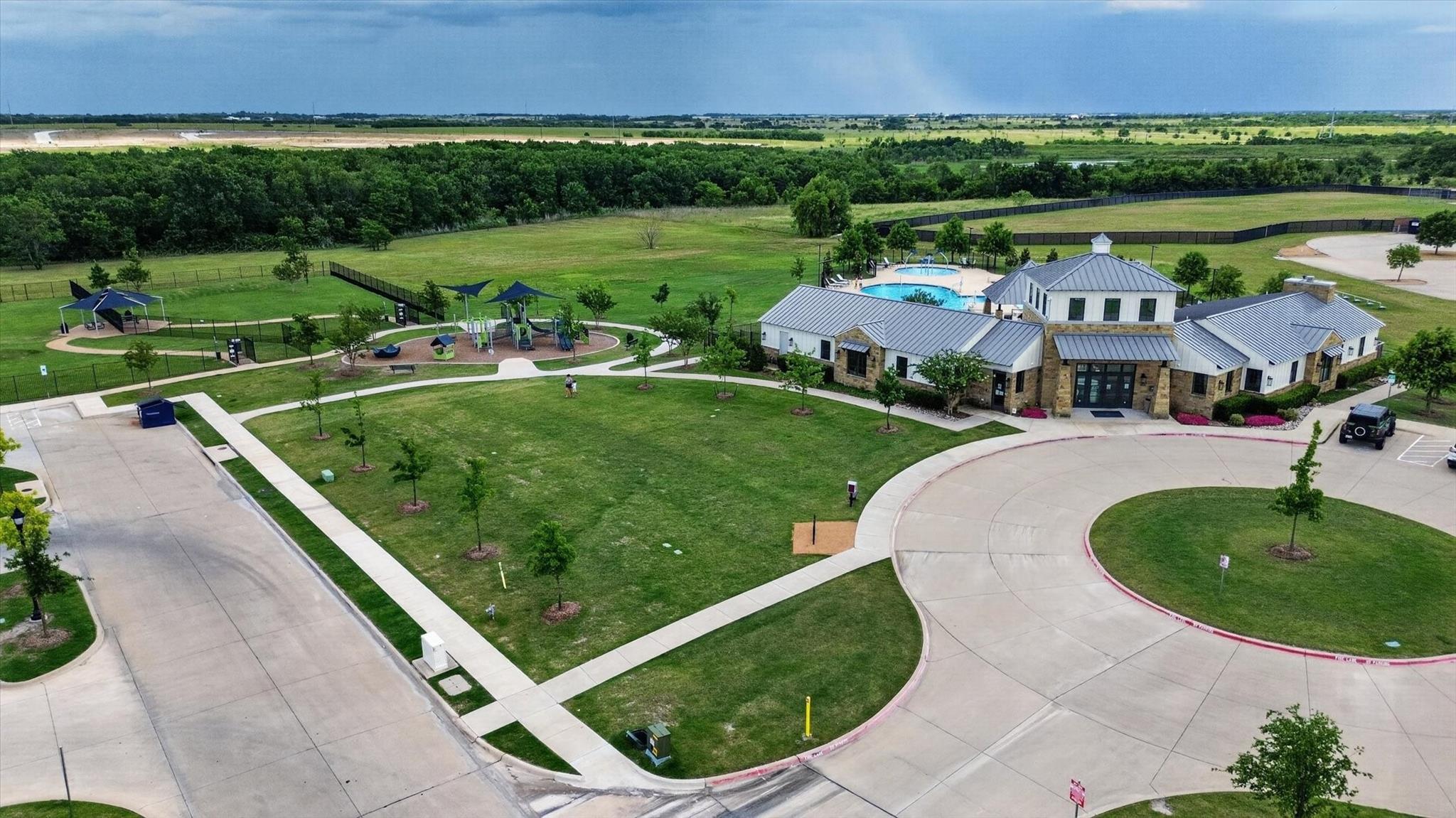 main property photo 29