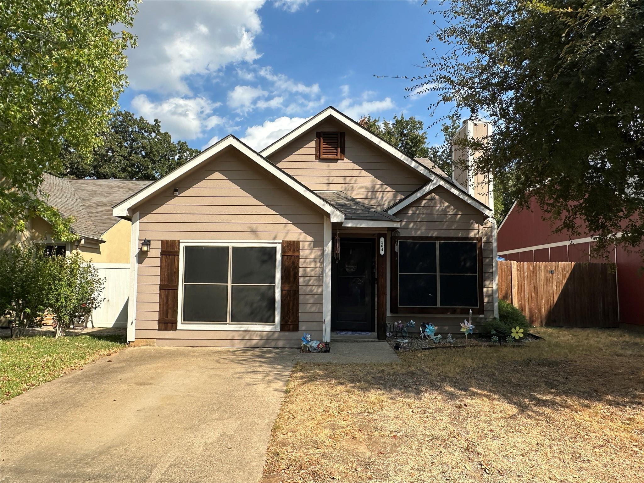 main property photo 1