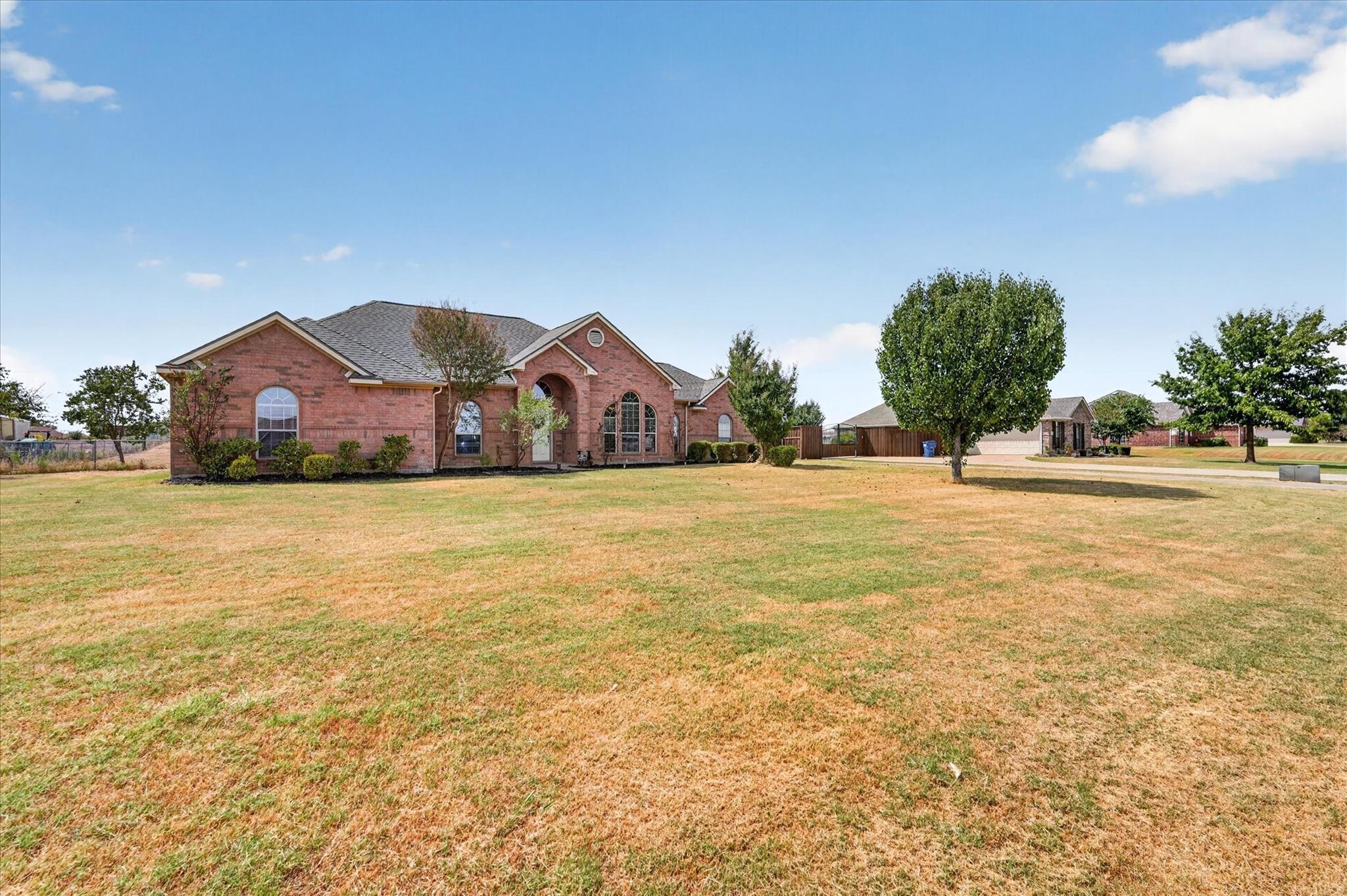 main property photo 2