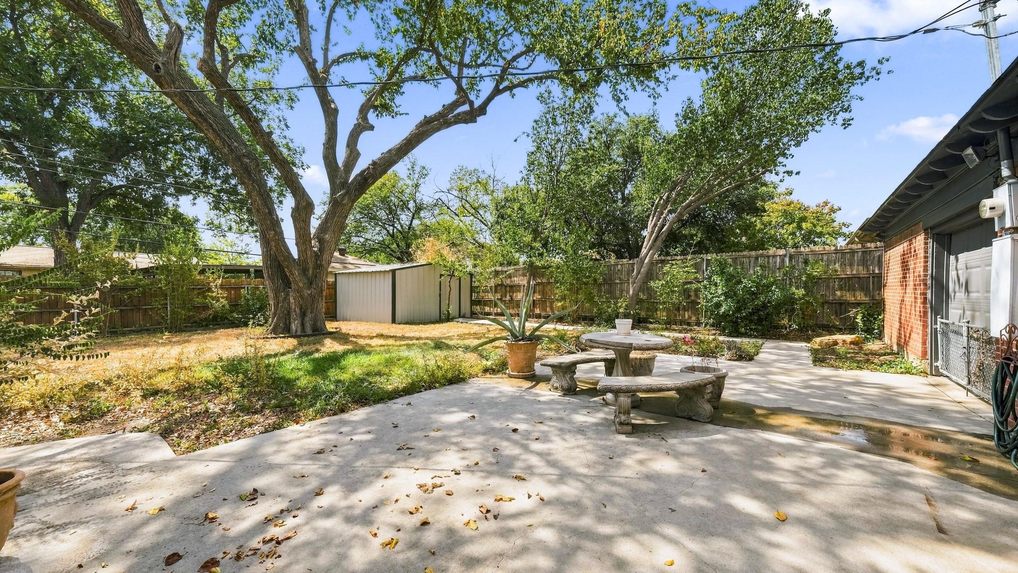 main property photo 27