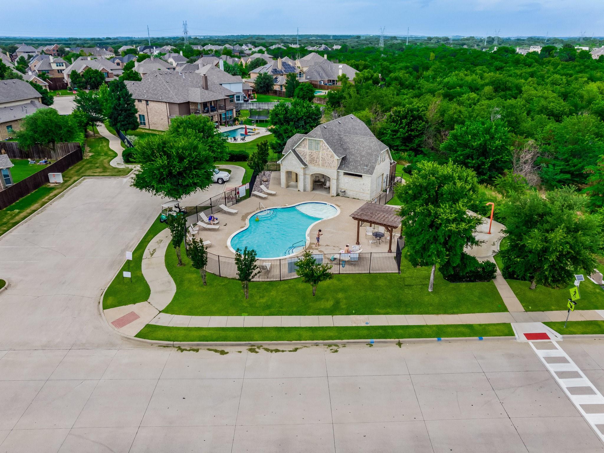 main property photo 38