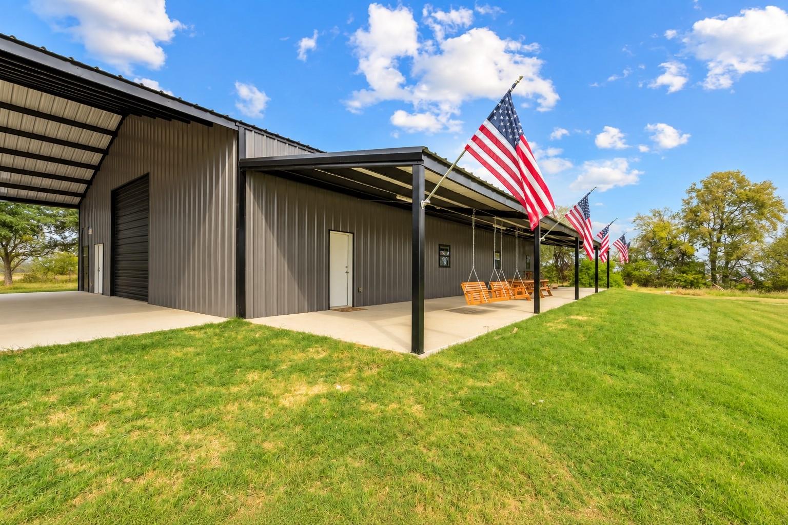 main property photo 5