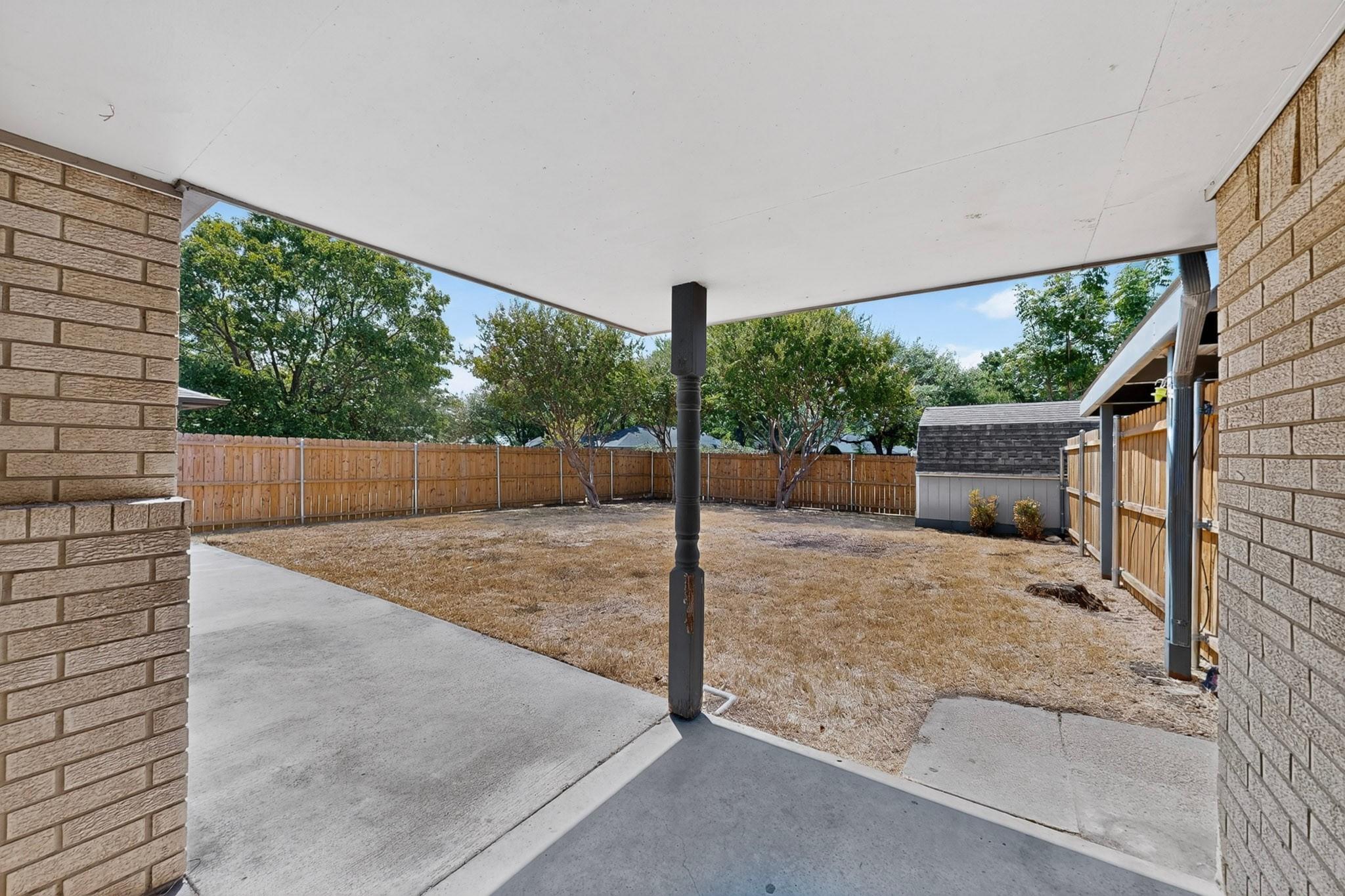 main property photo 24