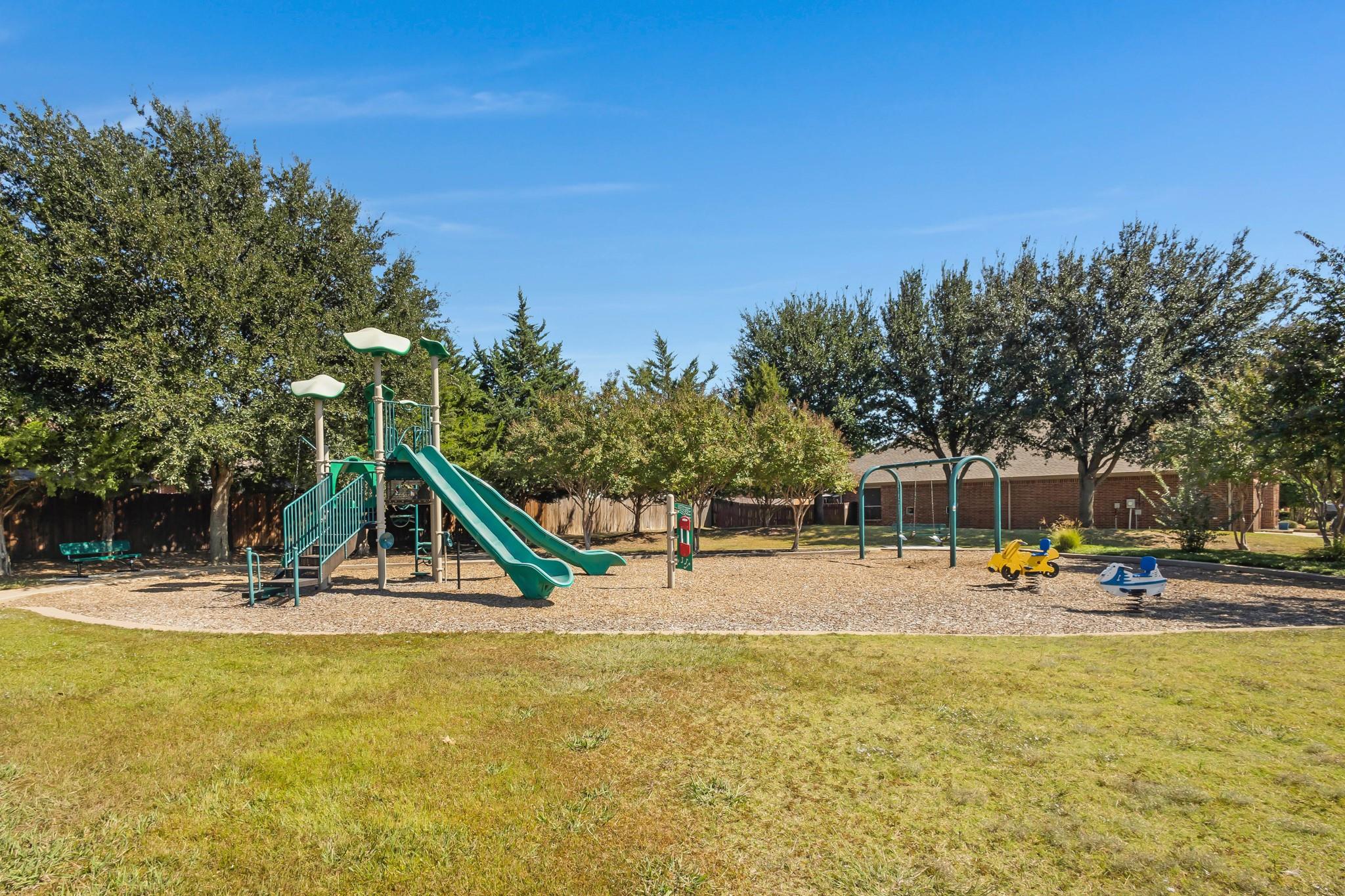 main property photo 20