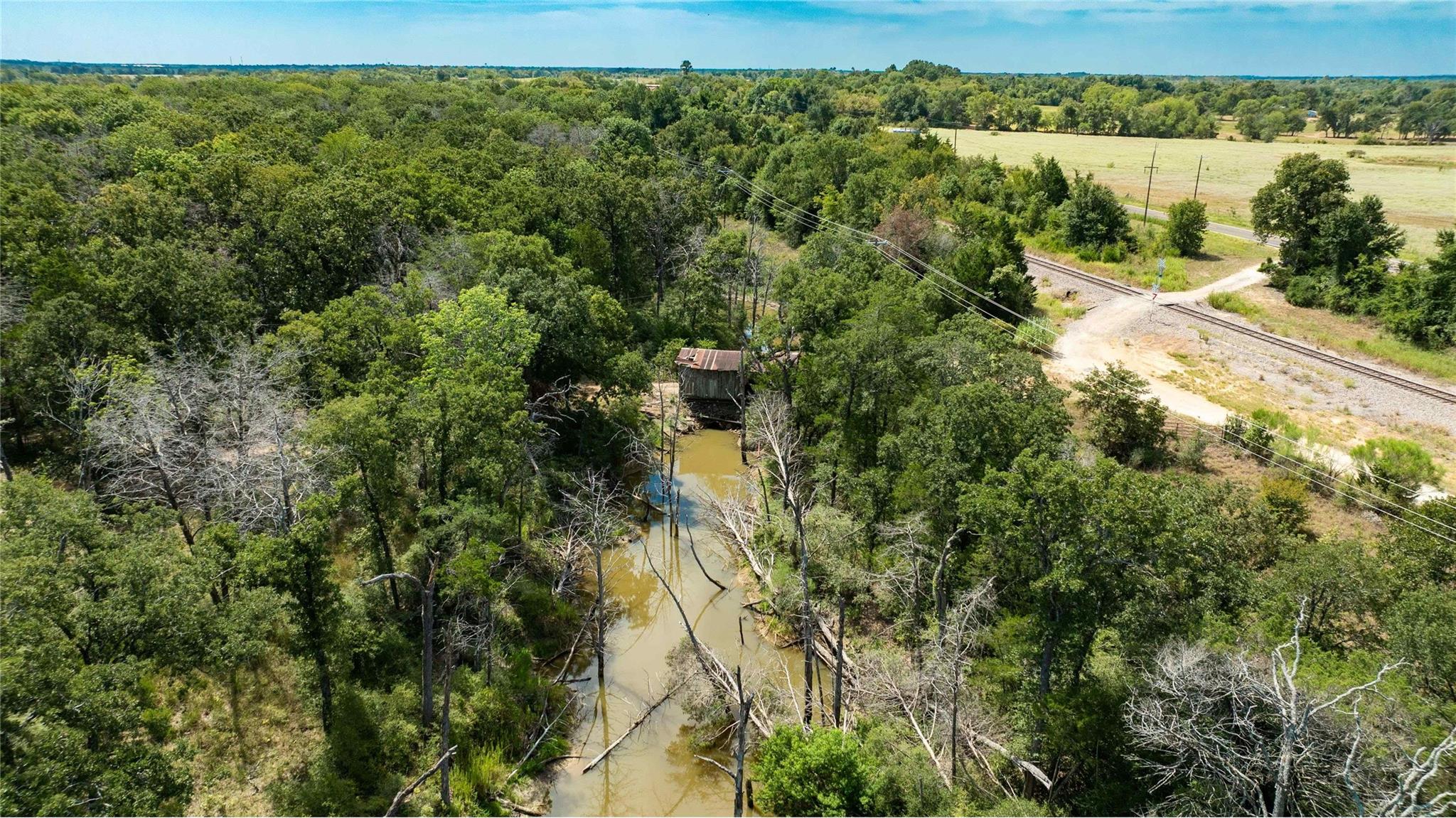 main property photo 19