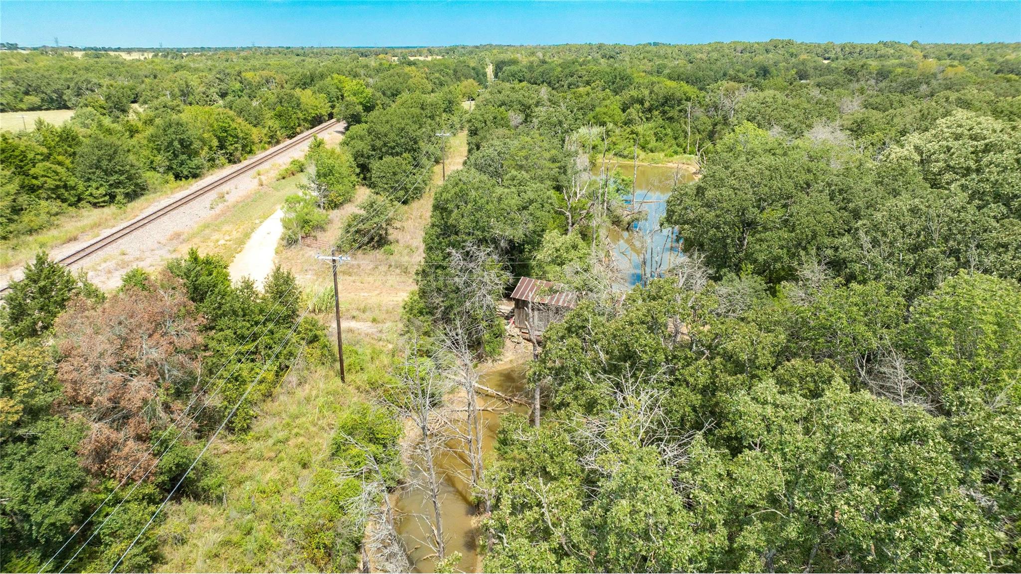 main property photo 20