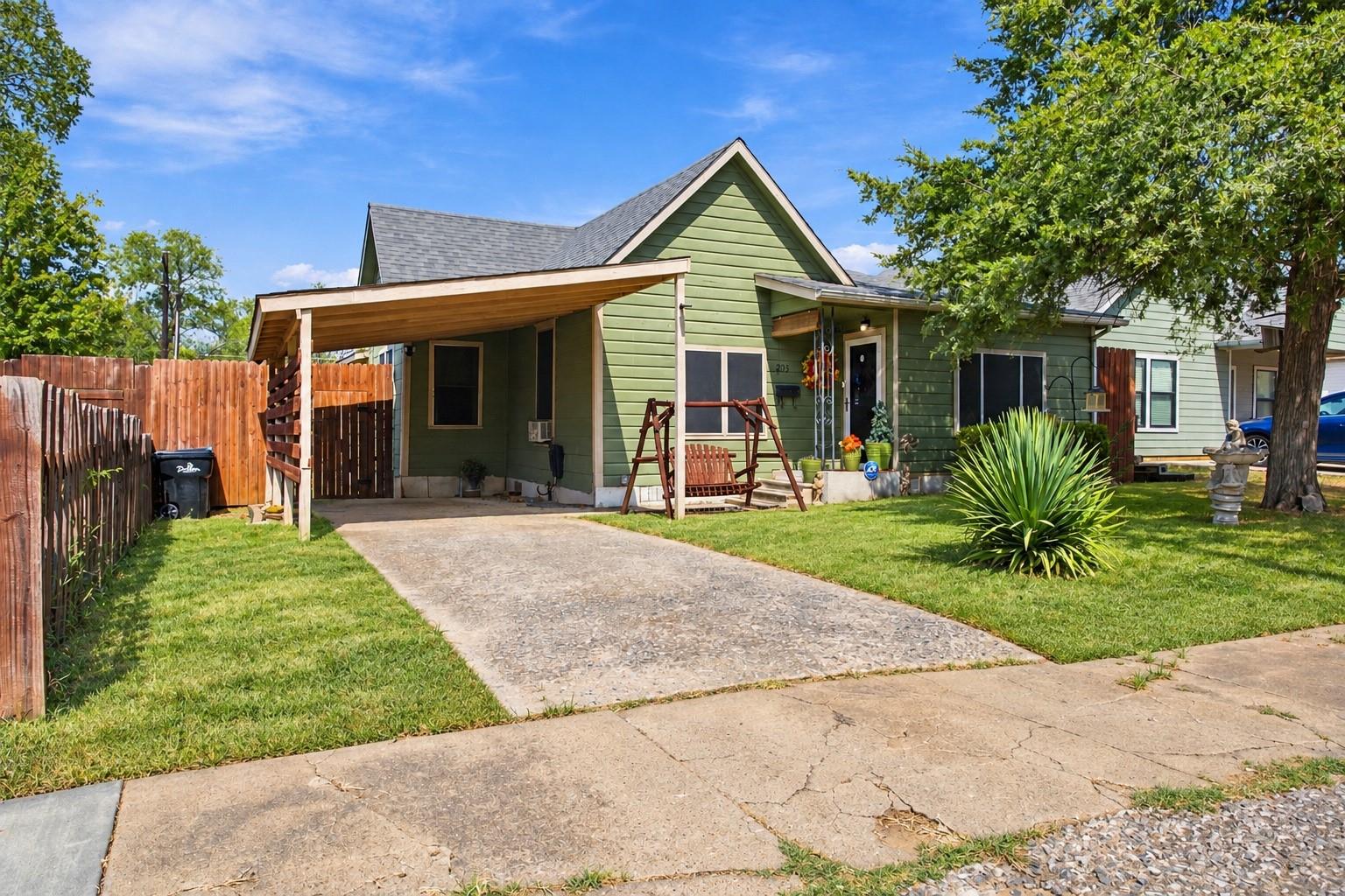 main property photo 2