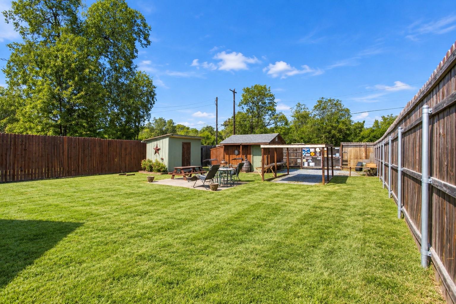 main property photo 22