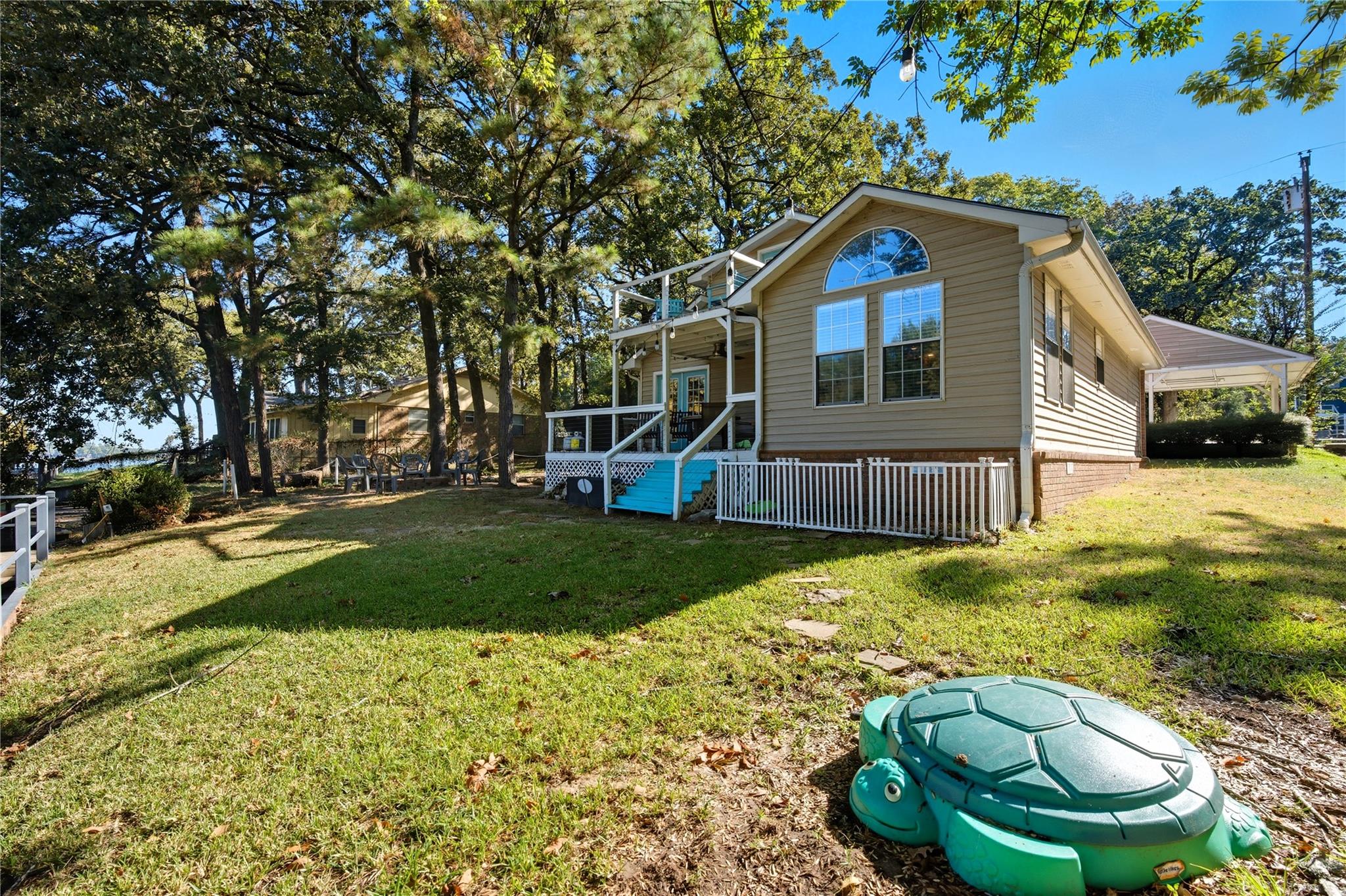 main property photo 21