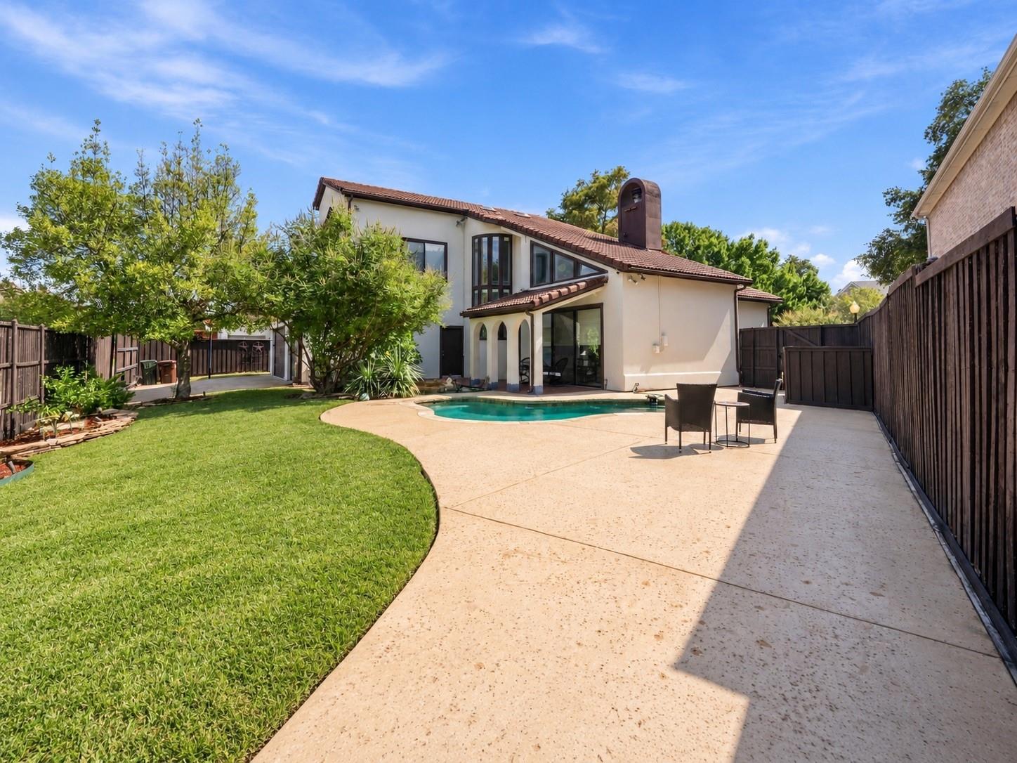 main property photo 35