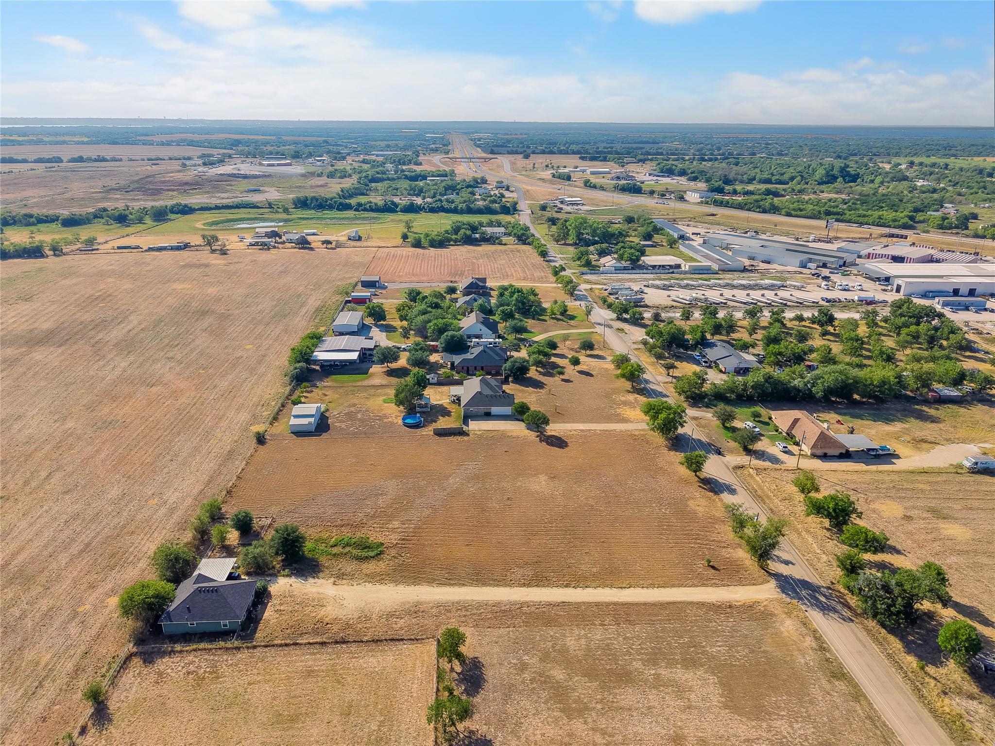 main property photo 7