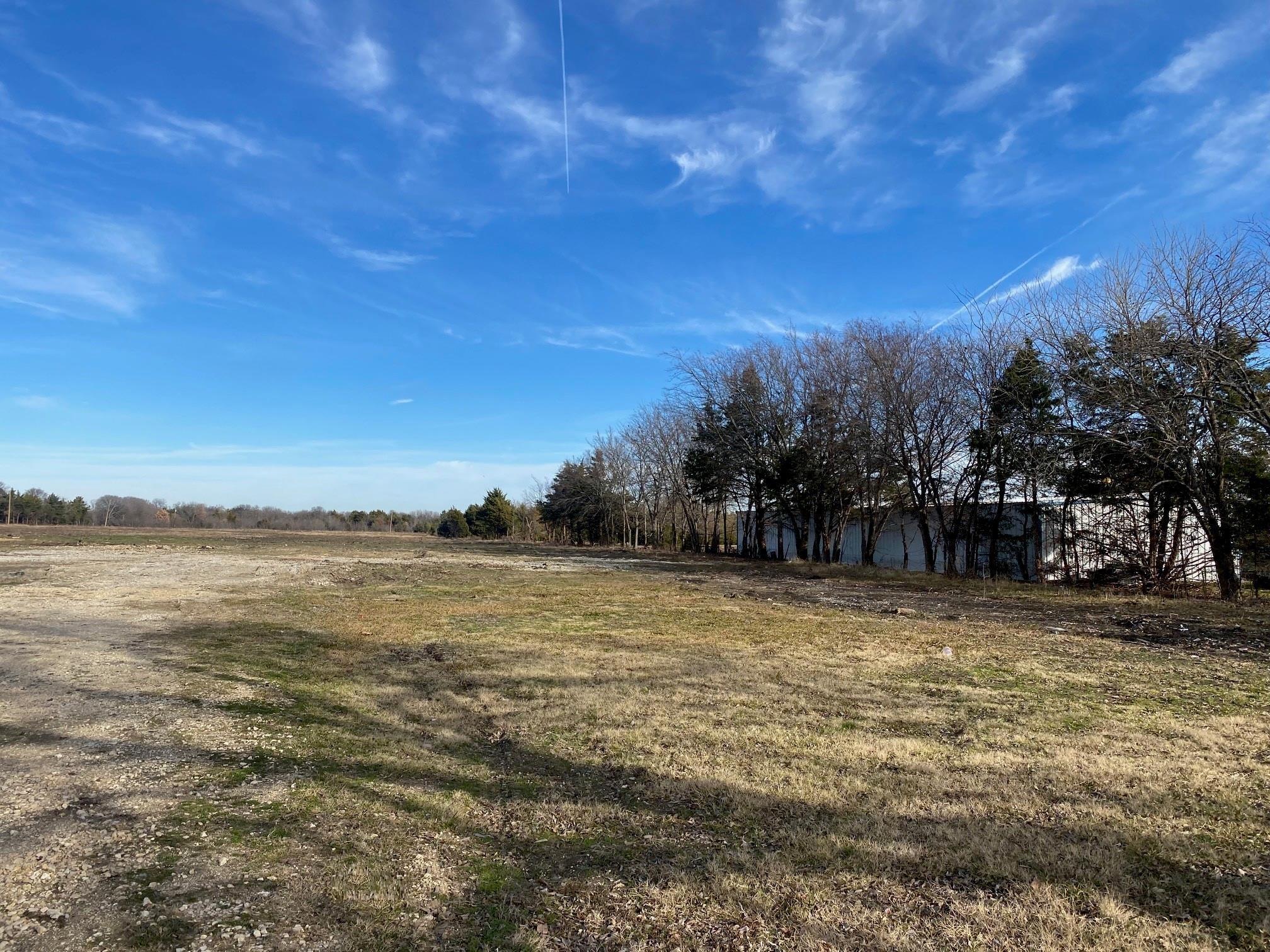 main property photo 18
