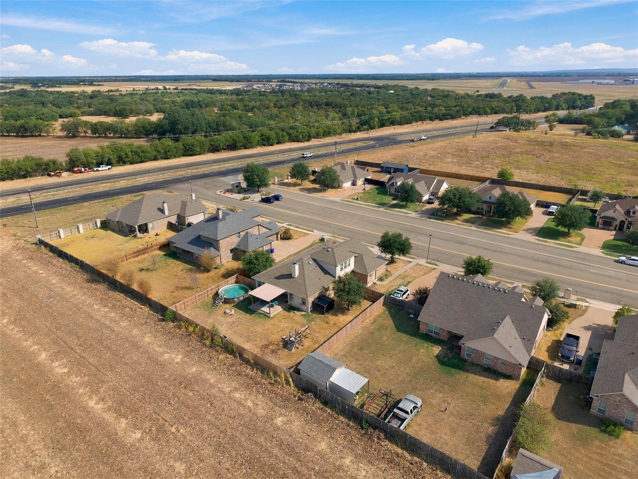main property photo 39