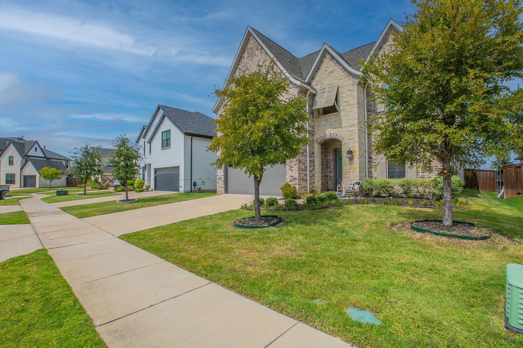 main property photo 38