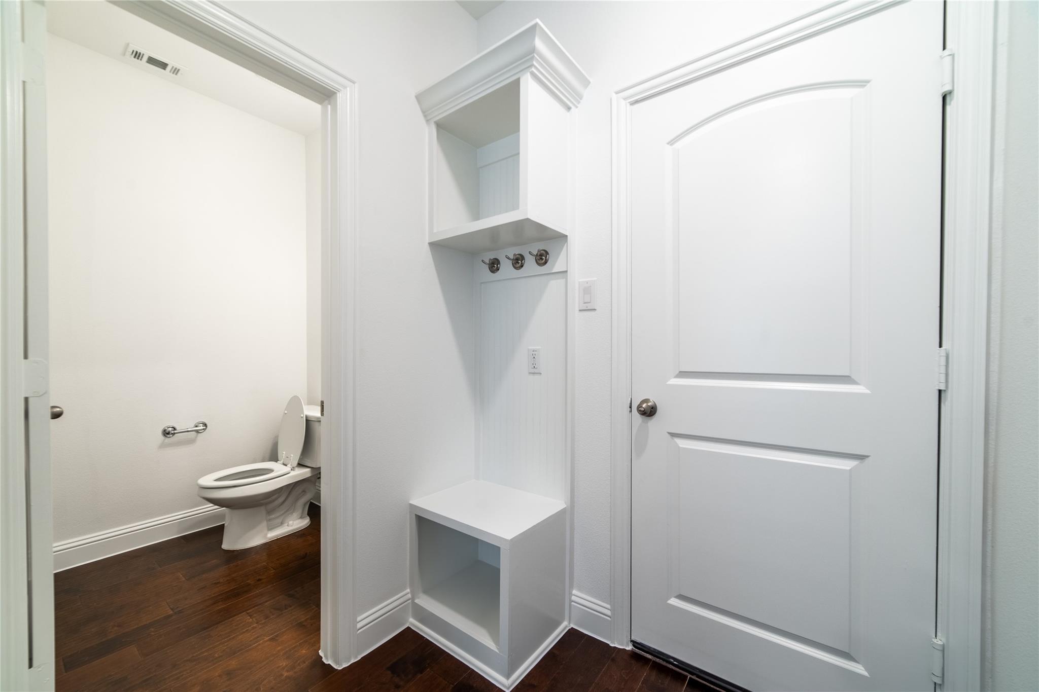 main property photo 8
