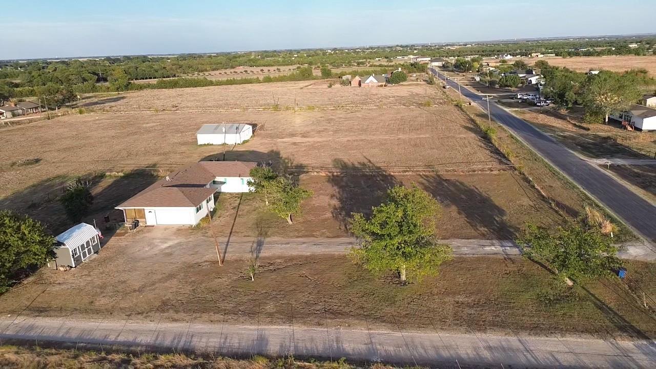 main property photo 9