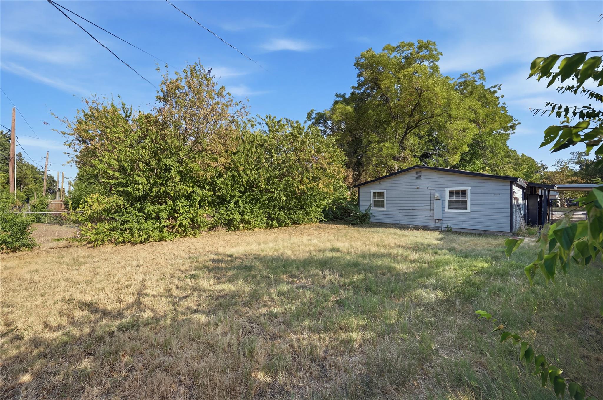 main property photo 12