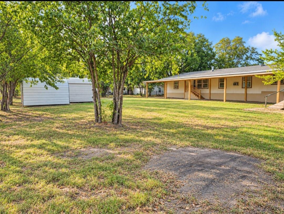 main property photo 8