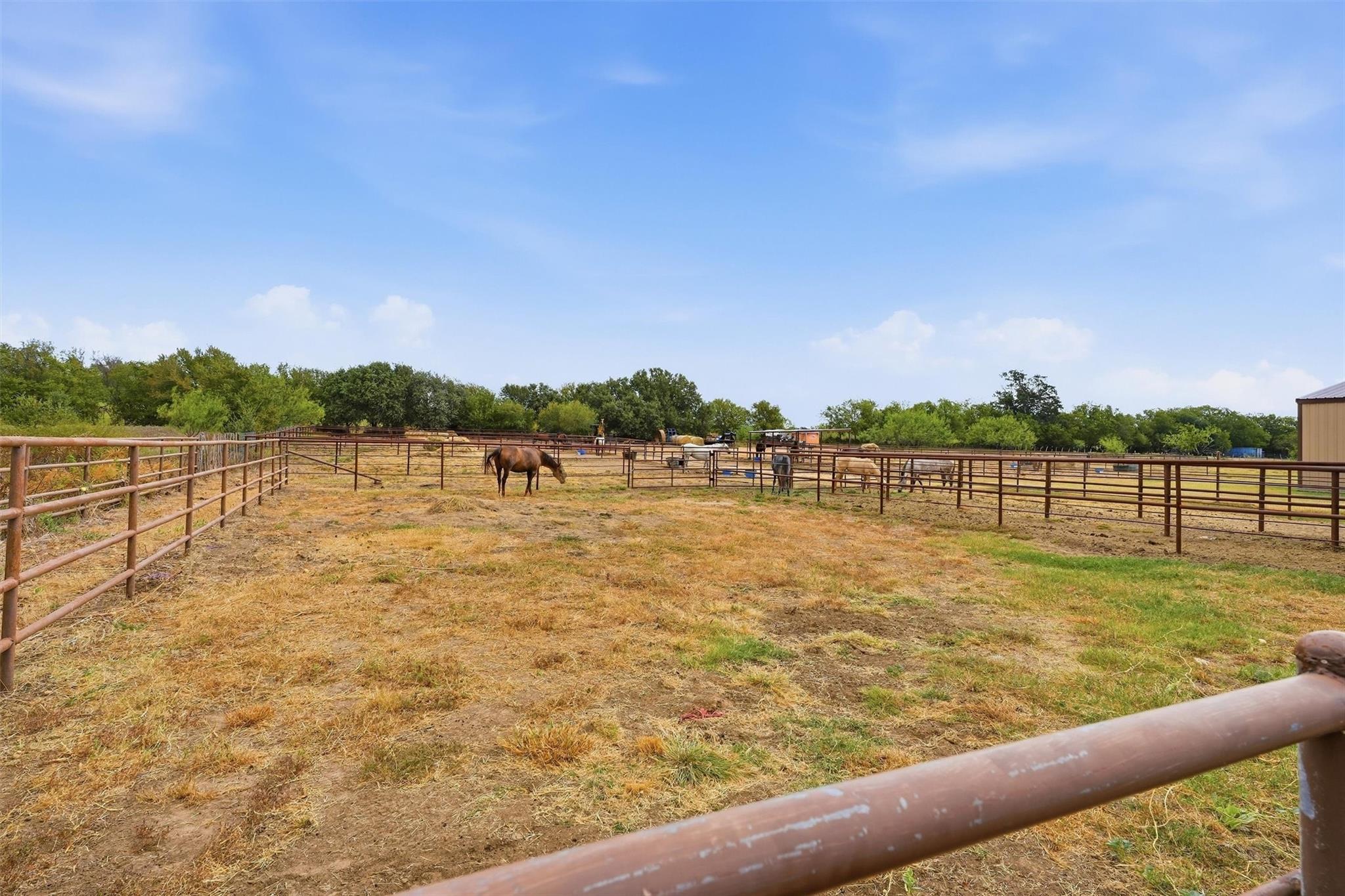 main property photo 27