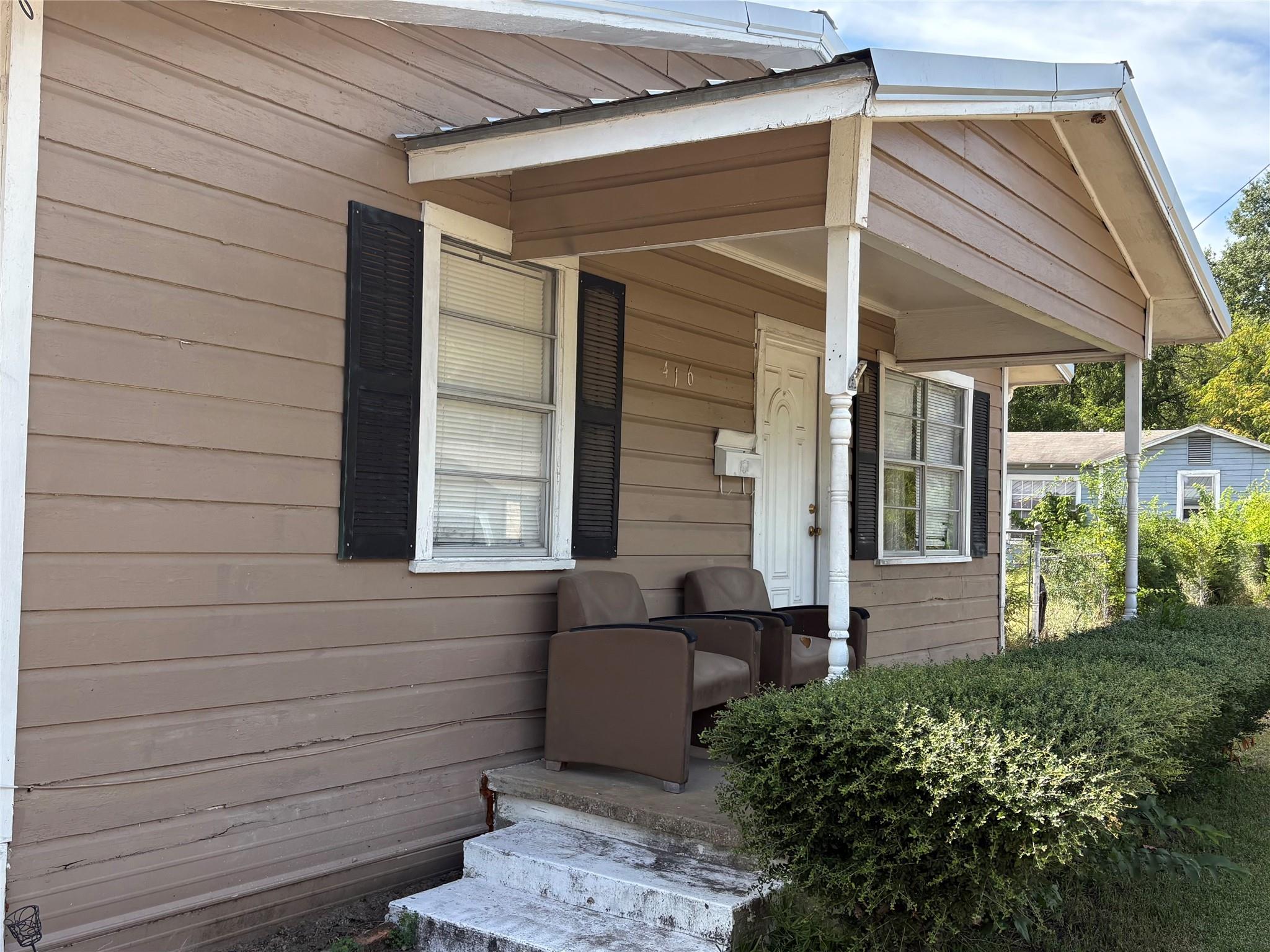 main property photo 3